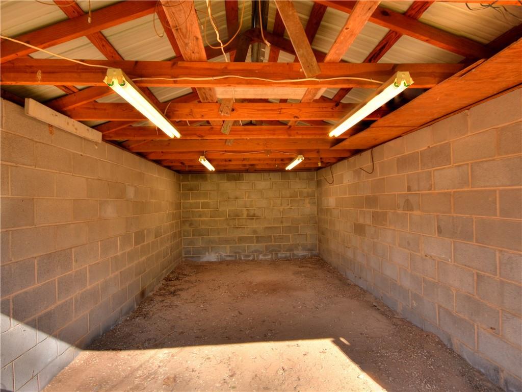 2710 Willow St, Austin, TX 78702