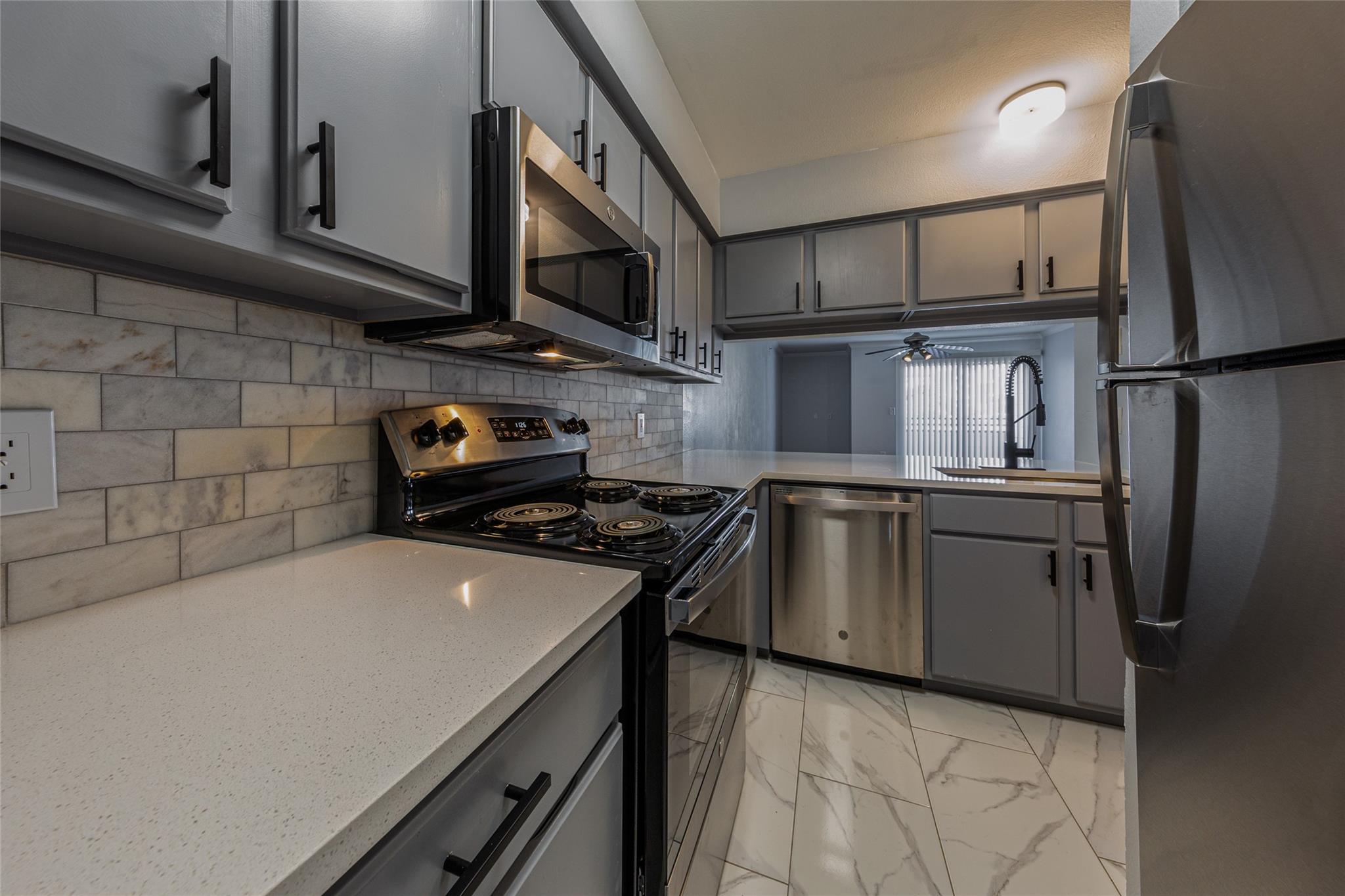 501 W 26th St # 103, Austin, TX 78705