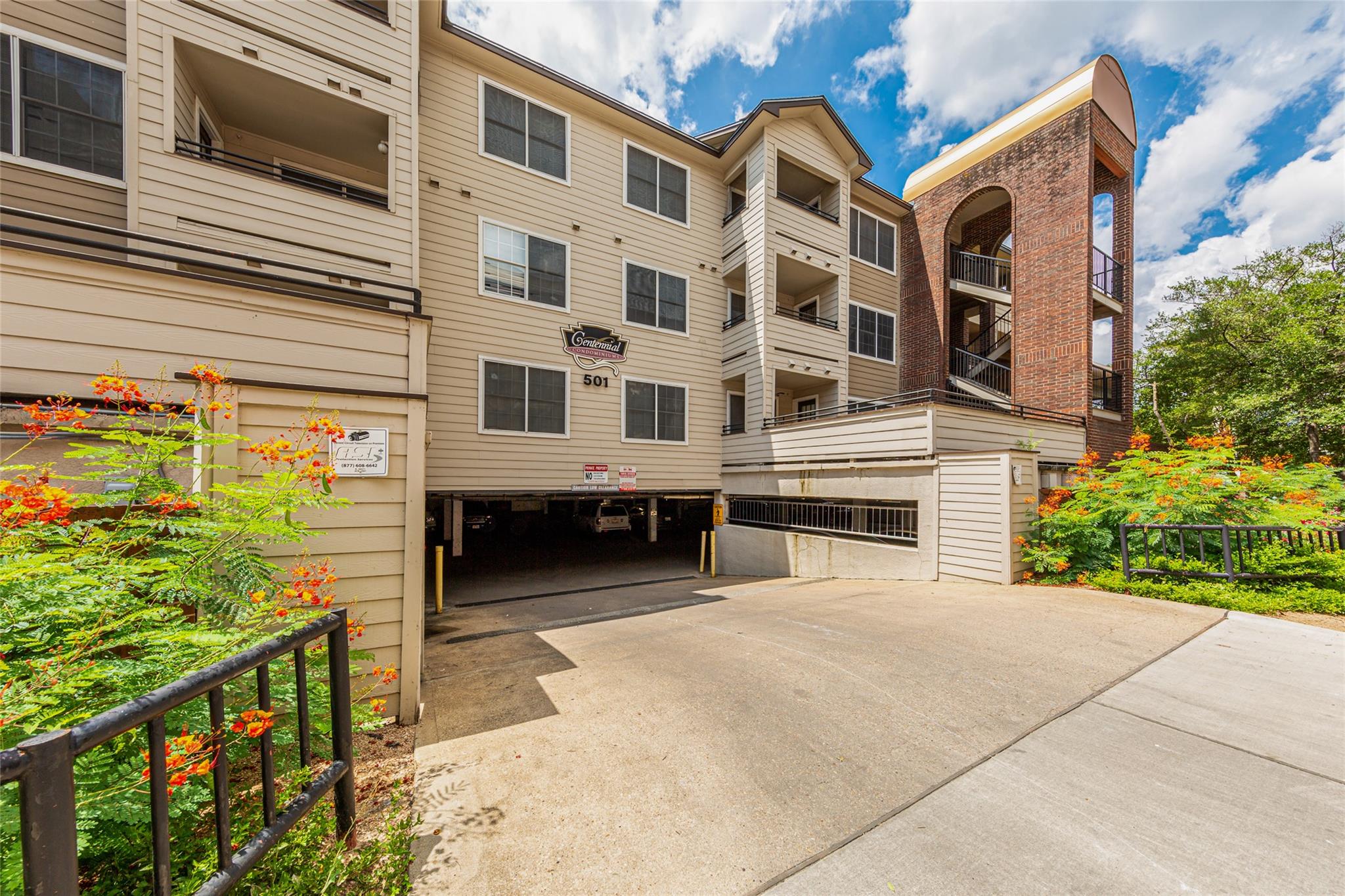 501 W 26th St # 103, Austin, TX 78705