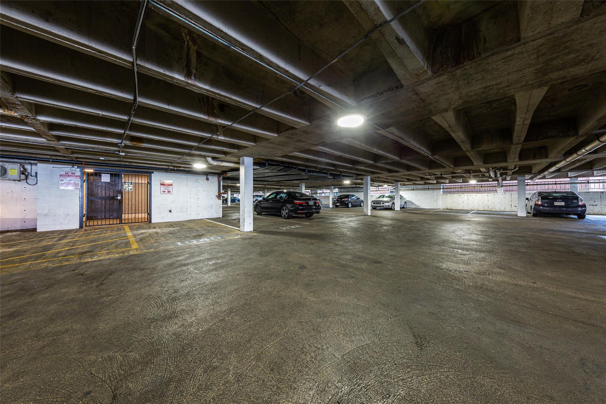 501 W 26th St # 103, Austin, TX 78705