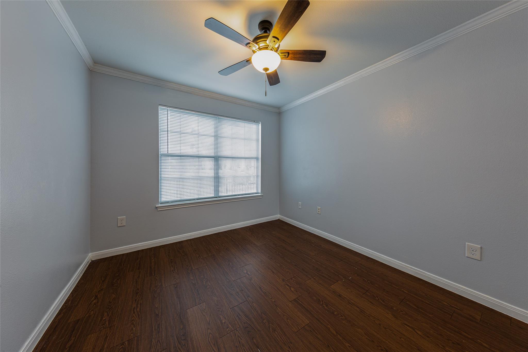 501 W 26th St # 103, Austin, TX 78705