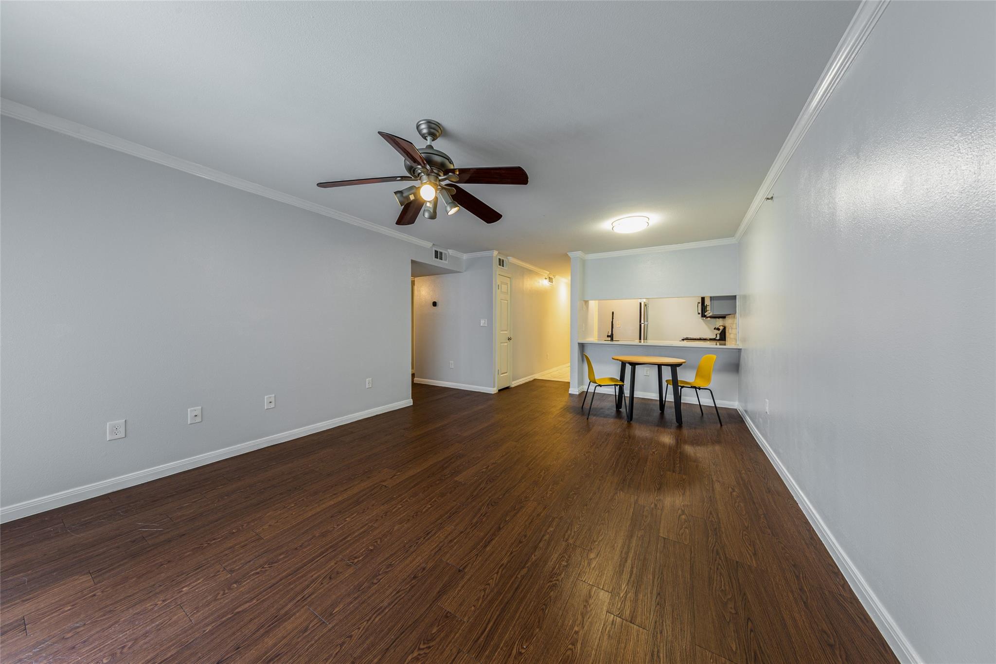 501 W 26th St # 103, Austin, TX 78705