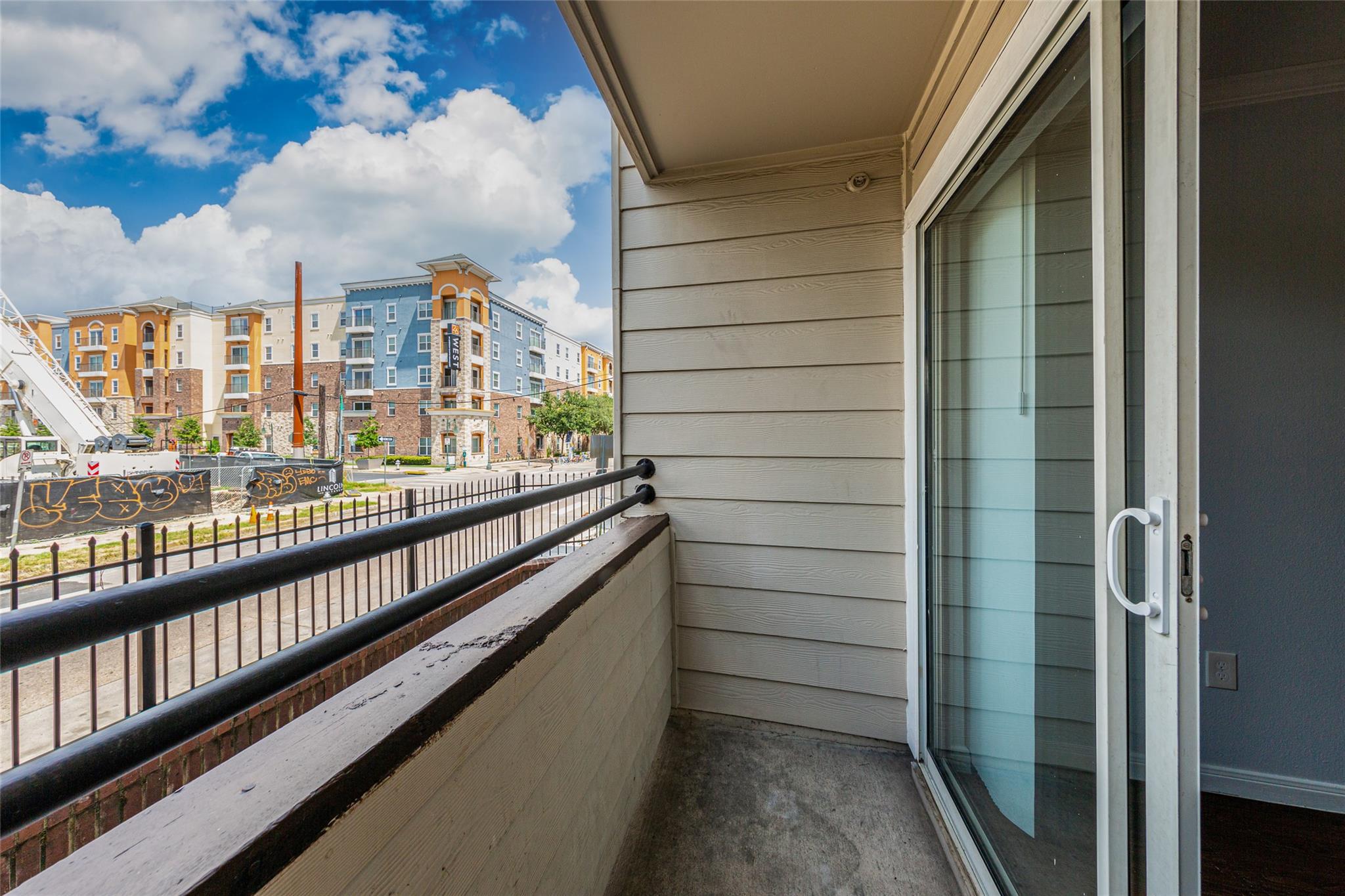 501 W 26th St # 103, Austin, TX 78705