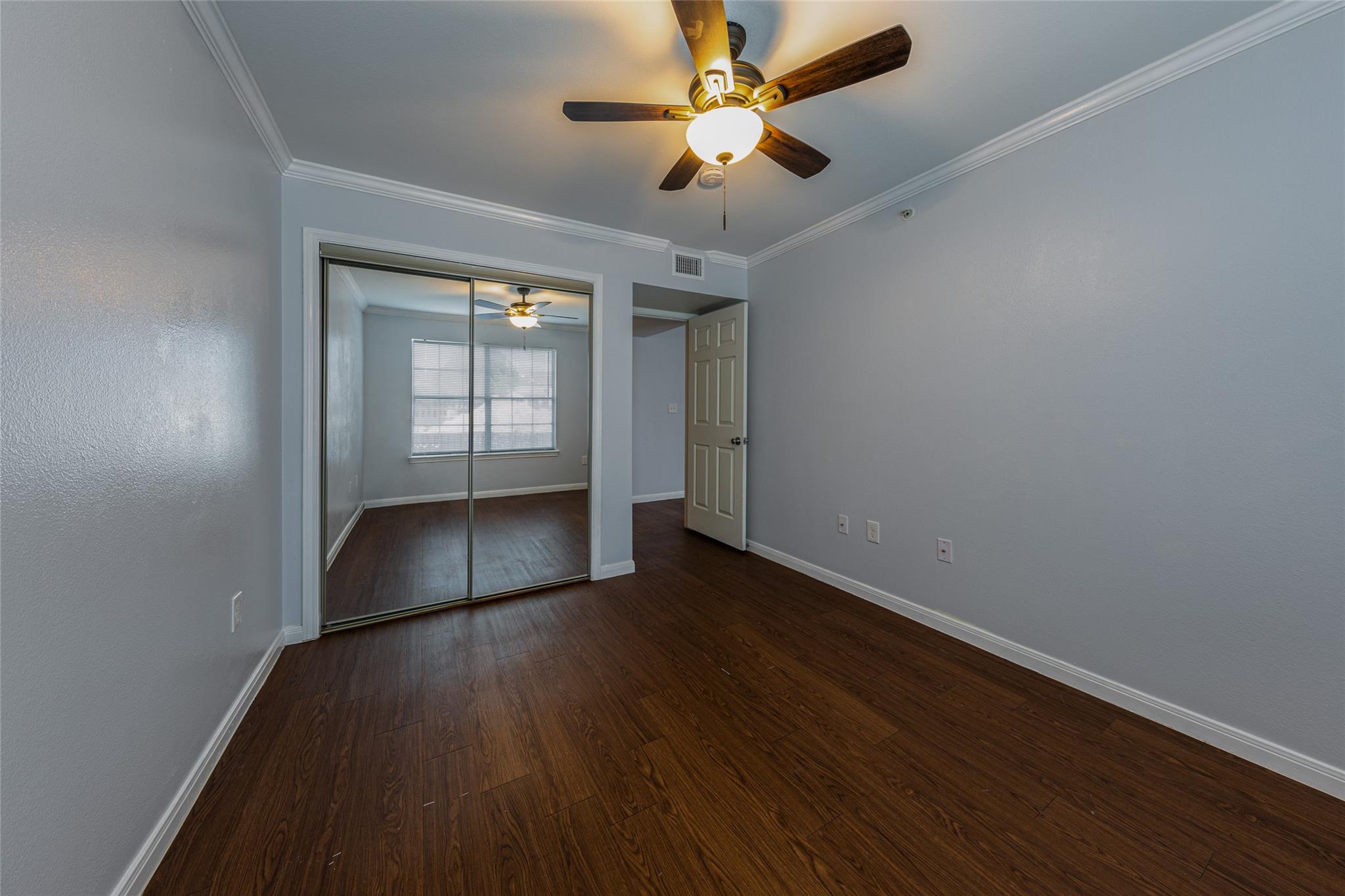 501 W 26th St # 103, Austin, TX 78705