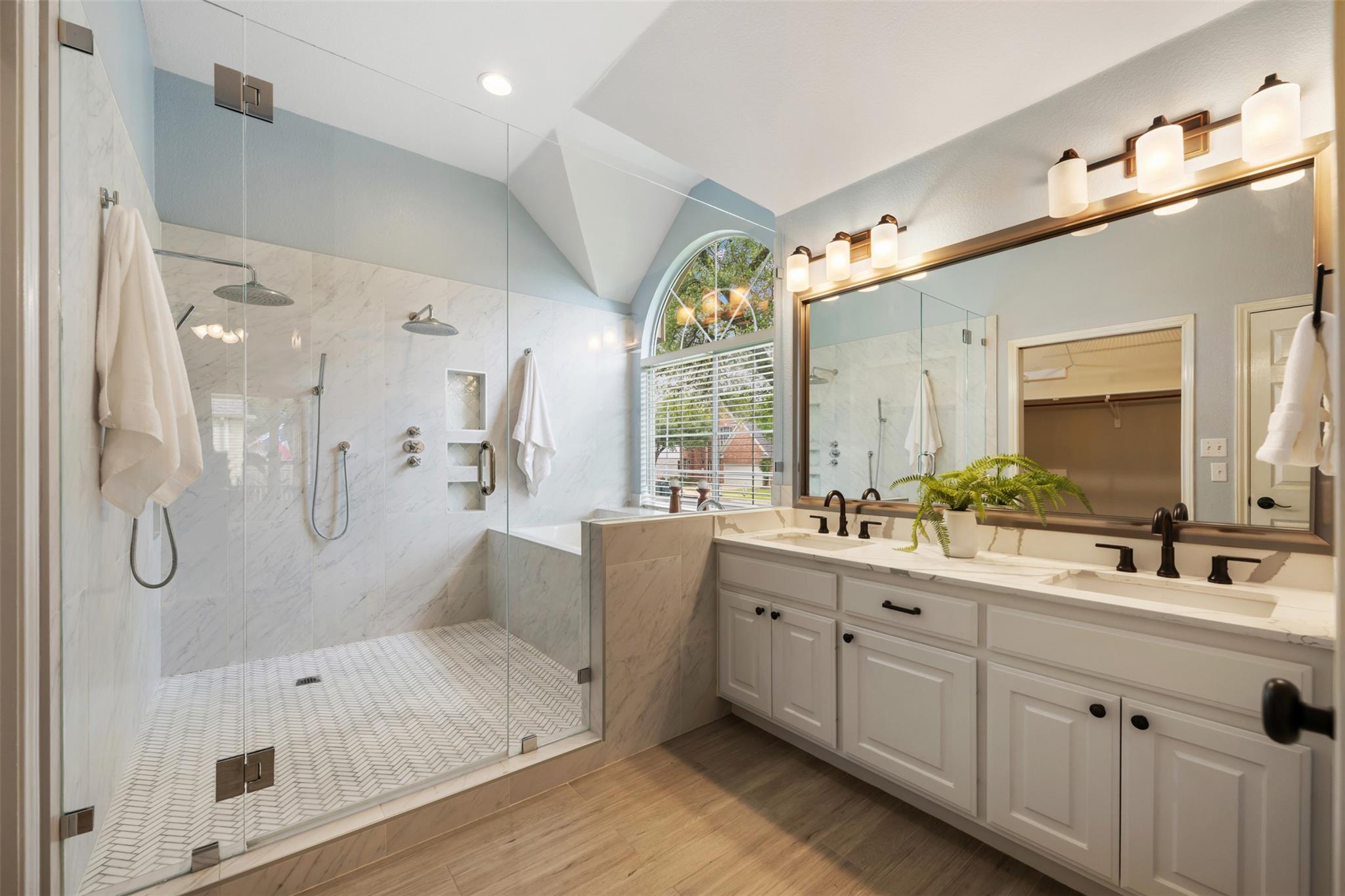 9008 Braesgate Cv, Austin, TX 78717