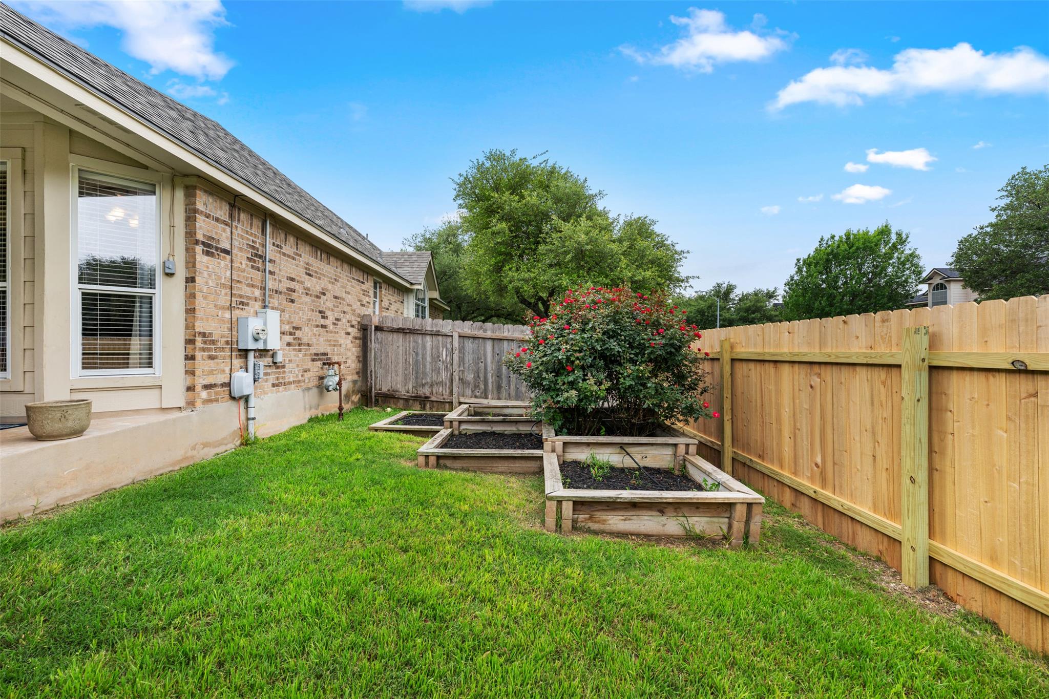 9008 Braesgate Cv, Austin, TX 78717