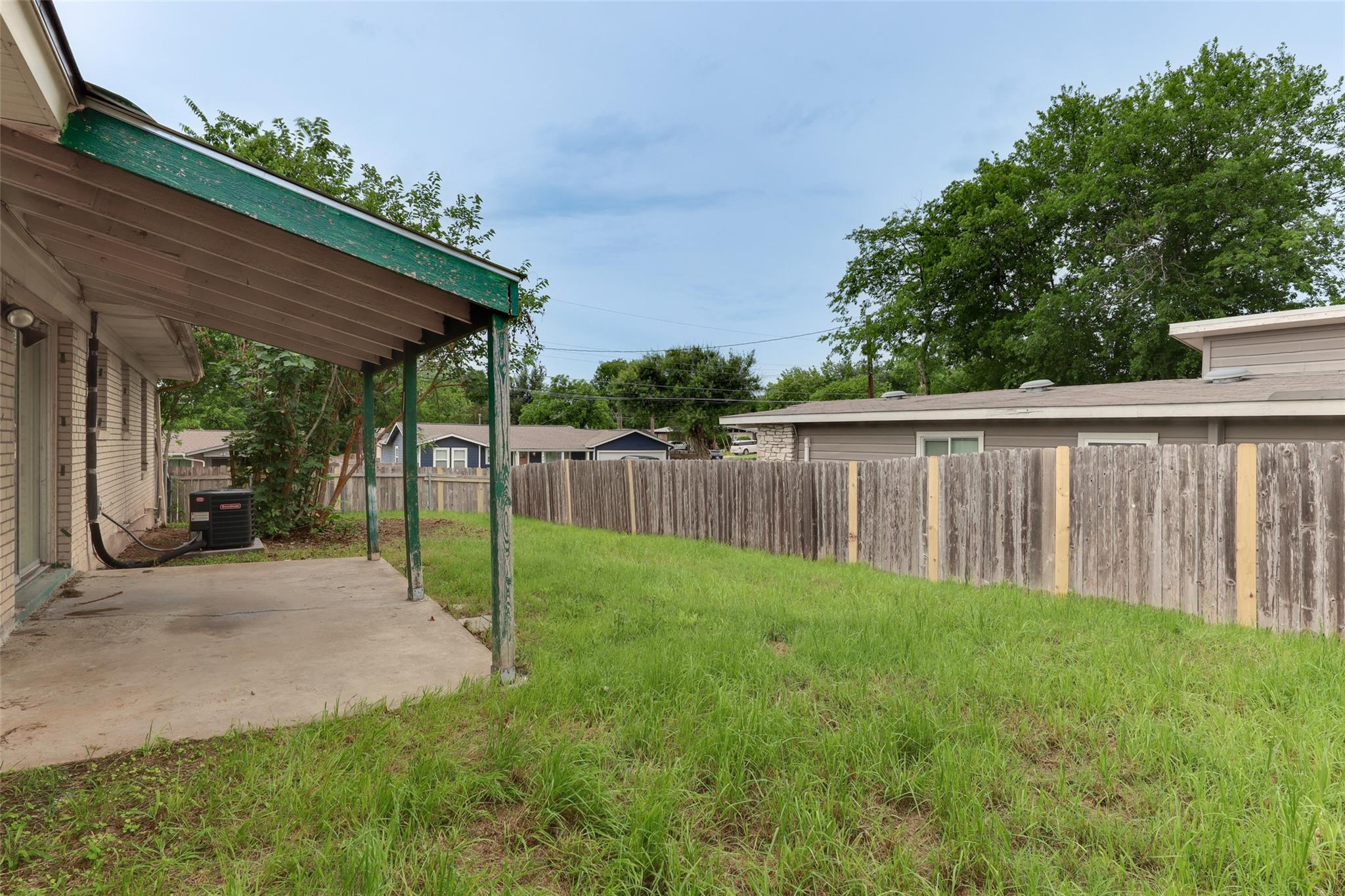 1800 Rhodes Rd, Austin, TX 78721