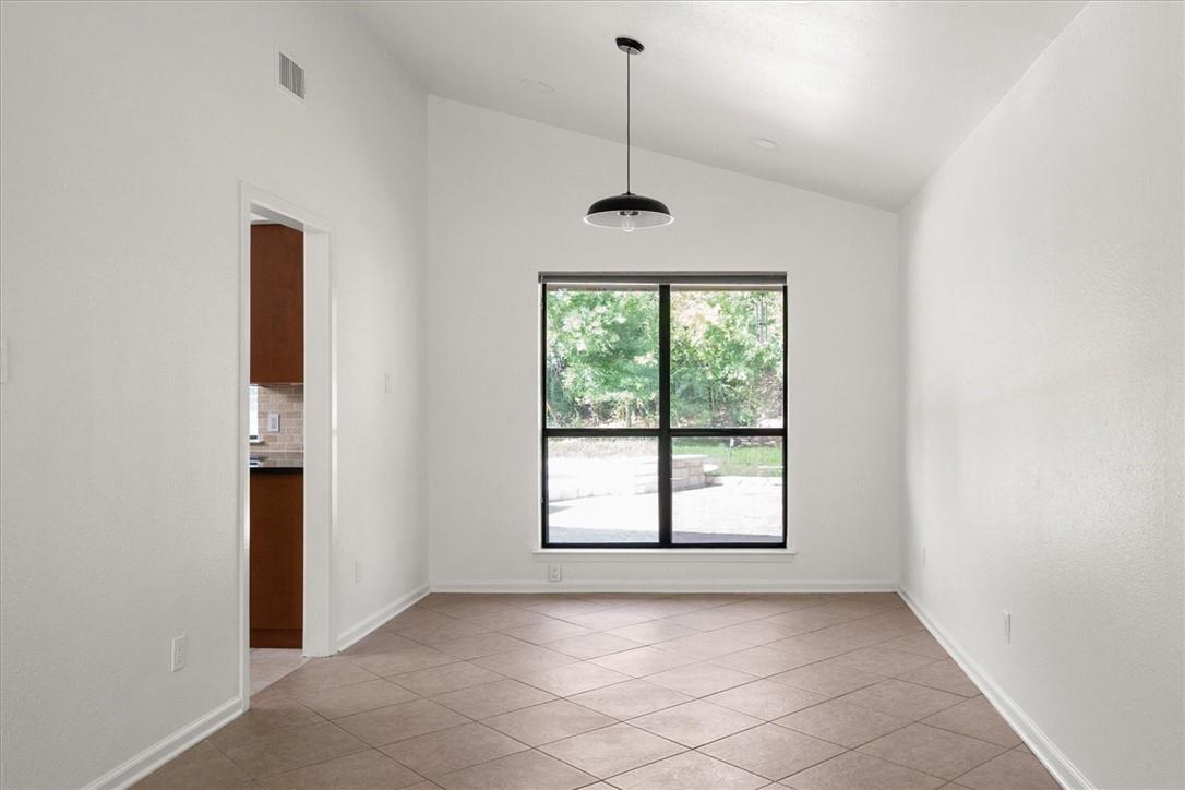 6100 Danwood Dr, Austin, TX 78759