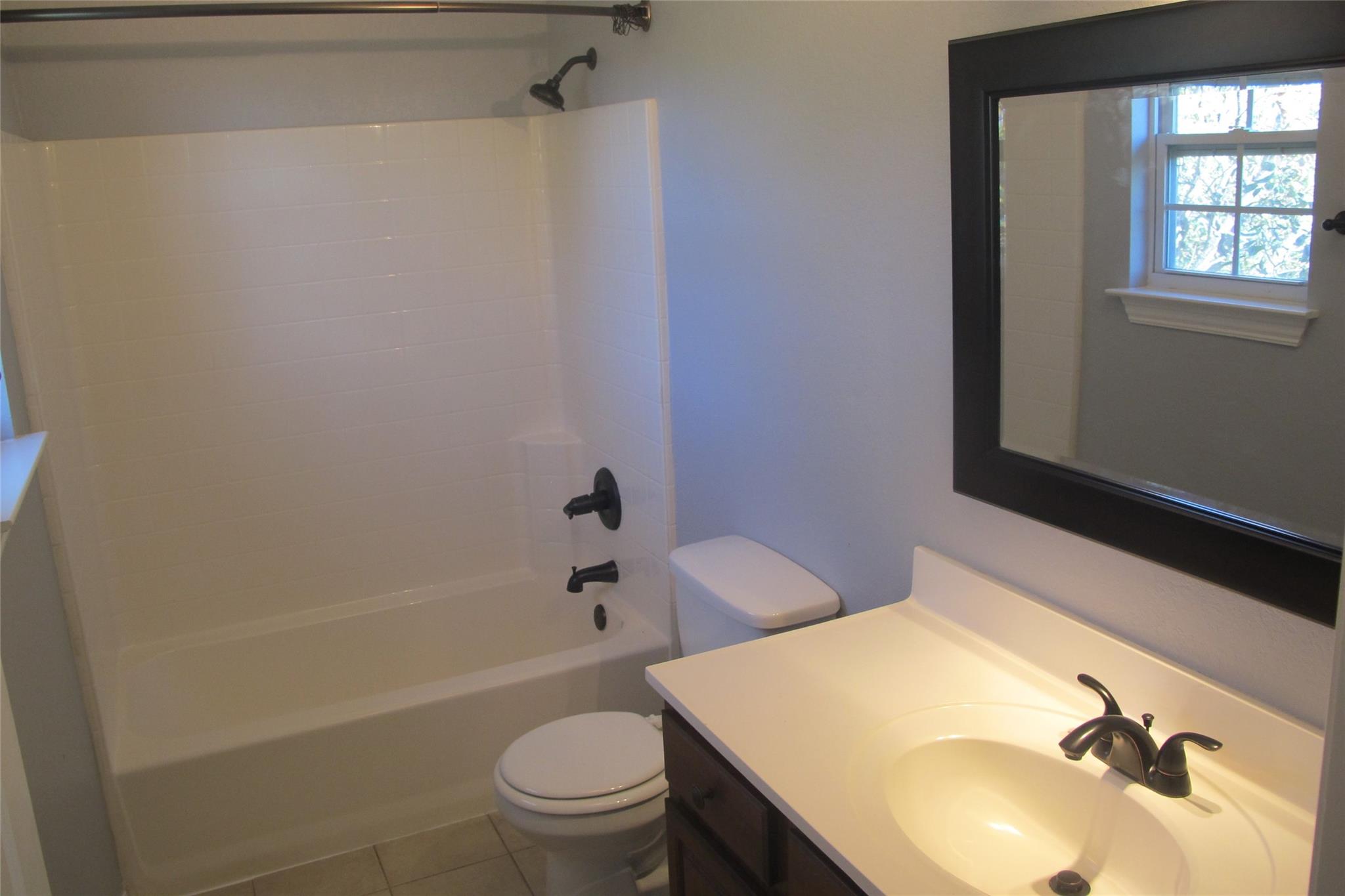 2805 E 22nd St # B, Austin, TX 78722