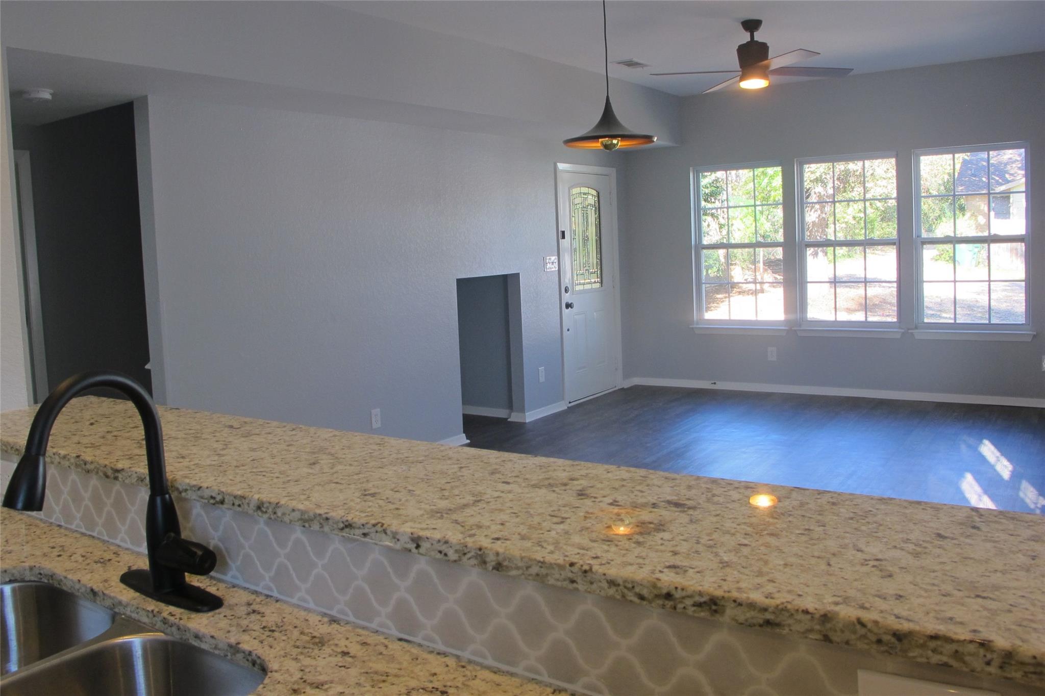 2805 E 22nd St # B, Austin, TX 78722
