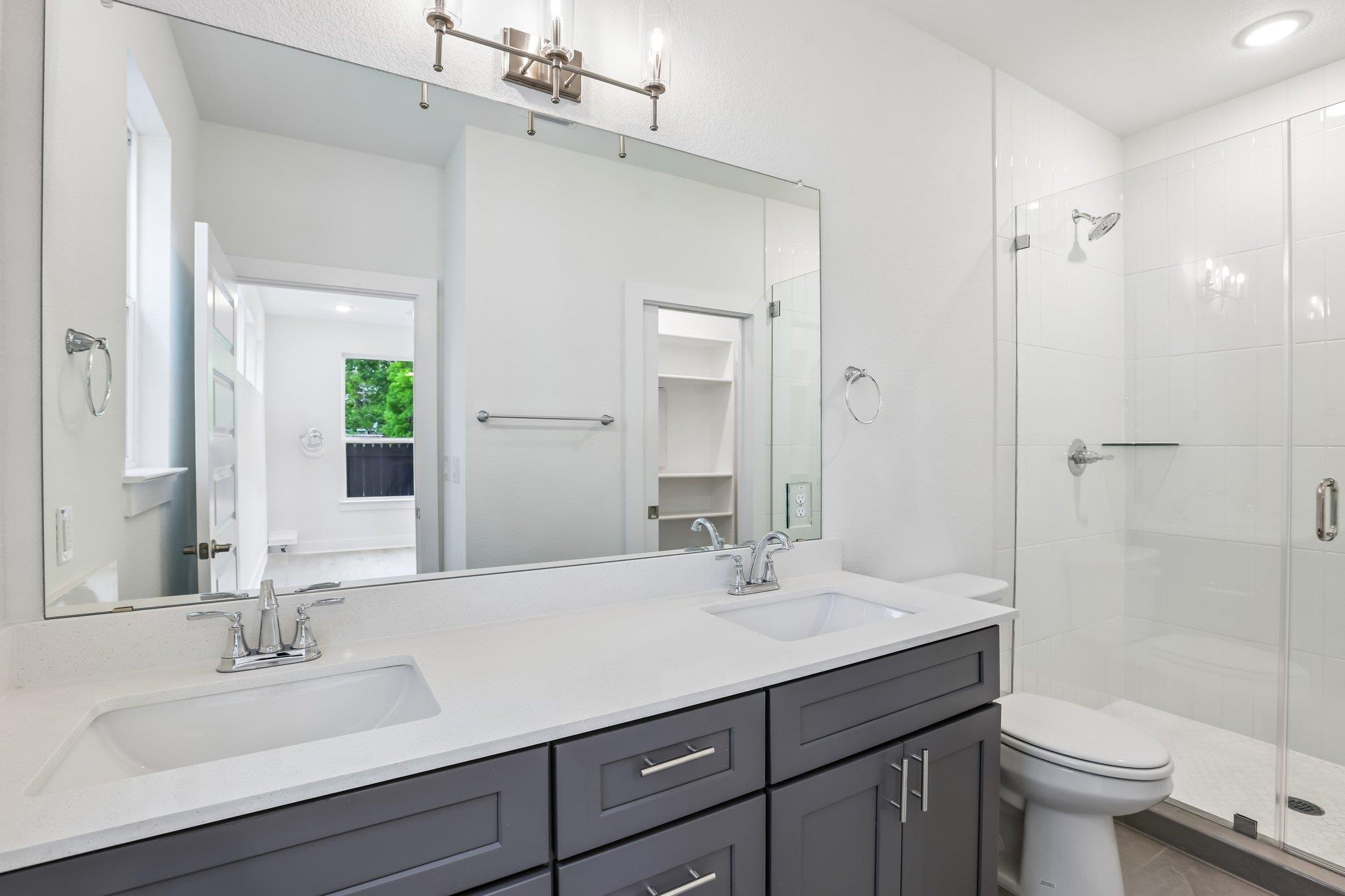 200 W 56th St # 1104, Austin, TX 78751