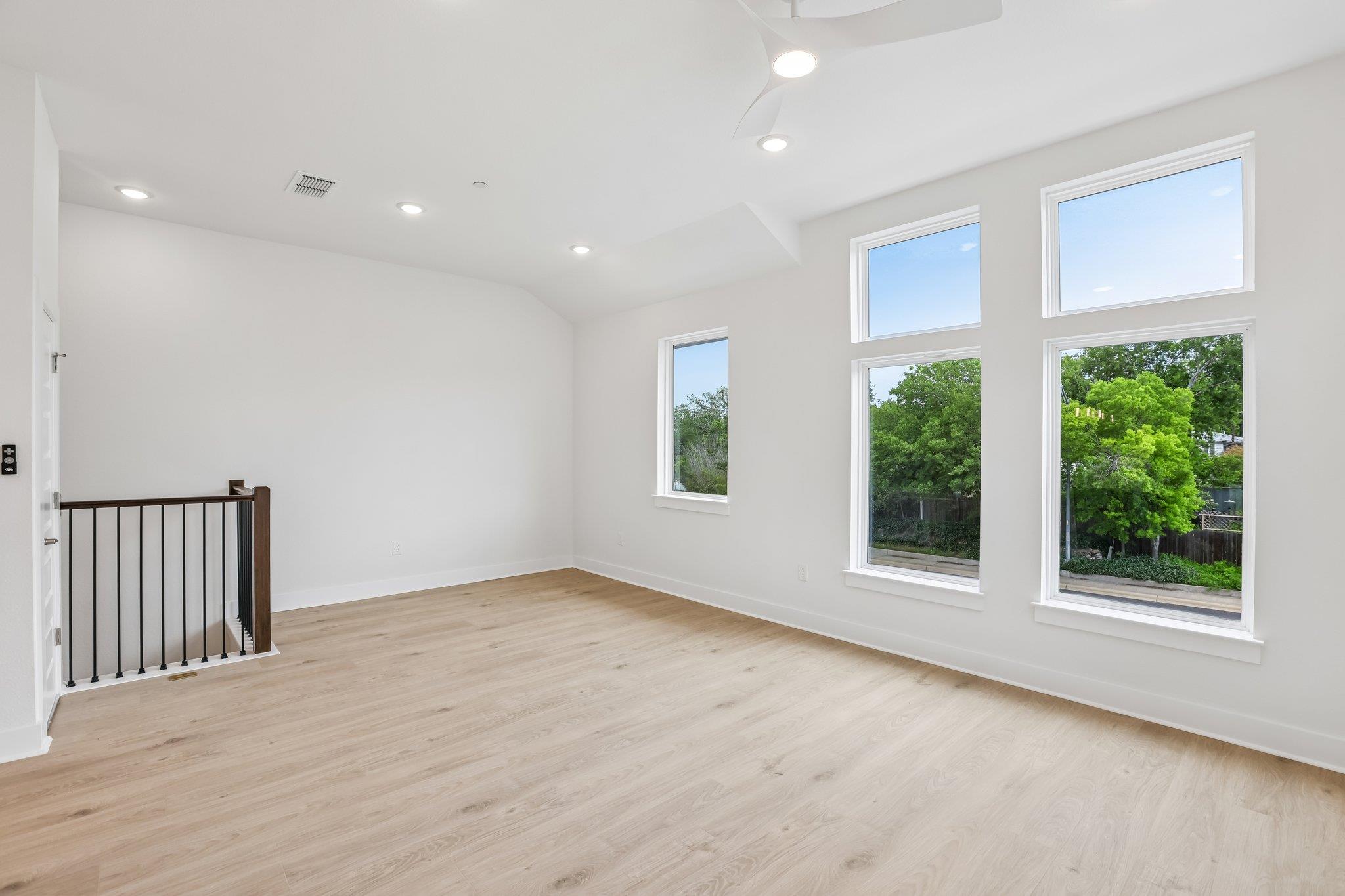 200 W 56th St # 1104, Austin, TX 78751