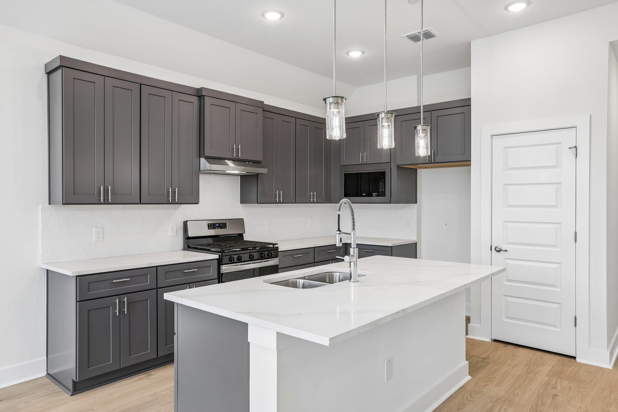 200 W 56th St # 1104, Austin, TX 78751