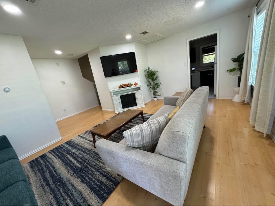 13032 Staton Dr, Austin, TX 78727