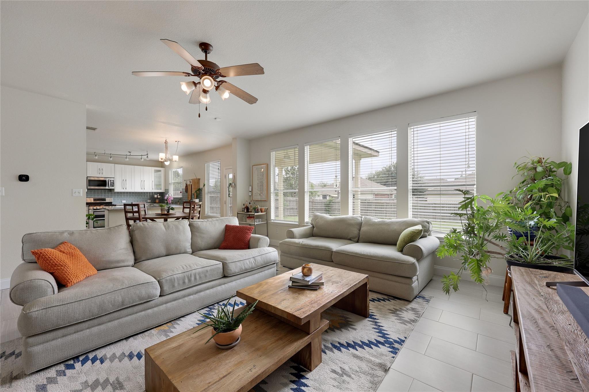 11117 Harvest Time Dr, Austin, TX 78754