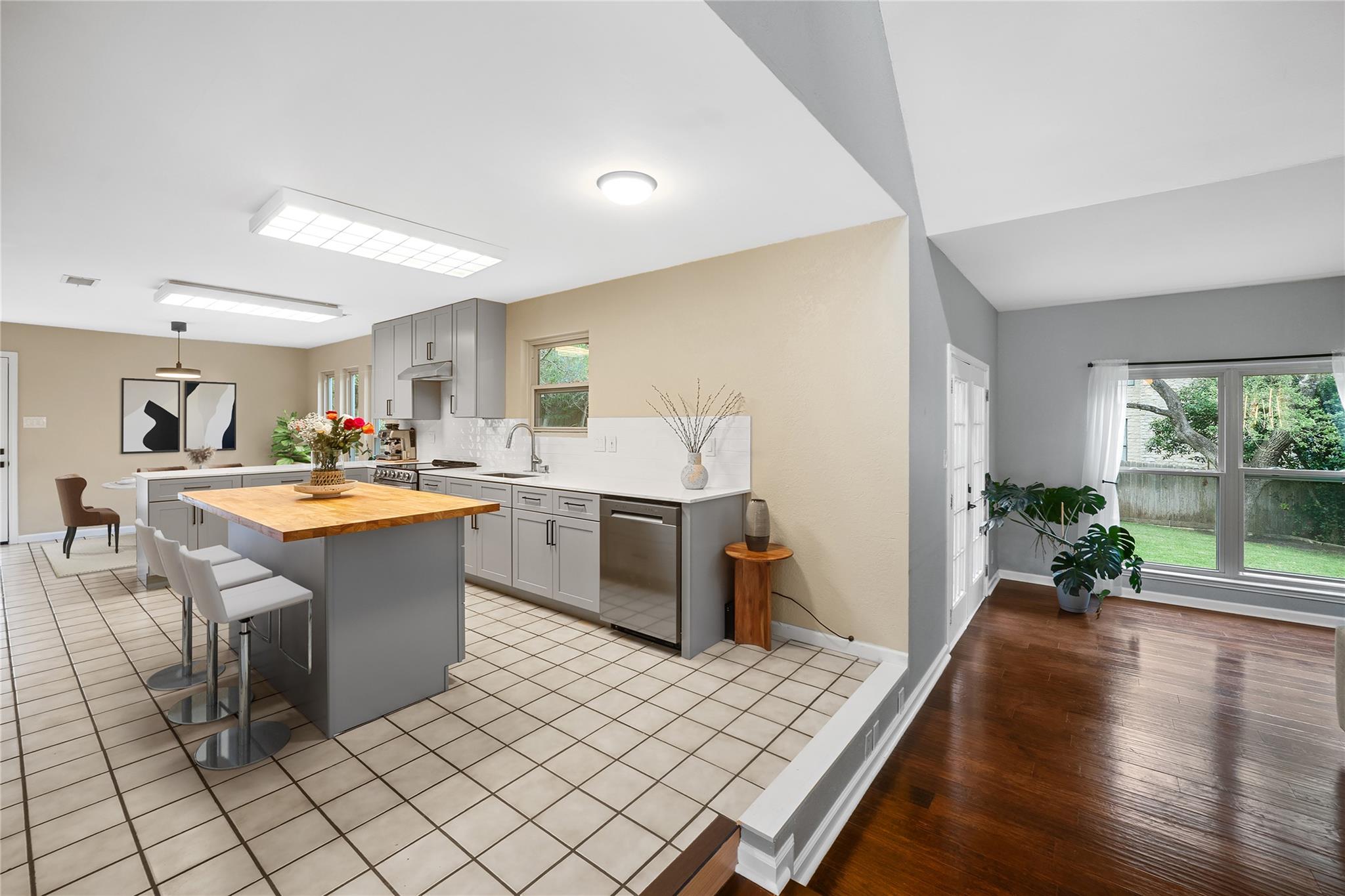 10511 Tweedsmuir Dr, Austin, TX 78750