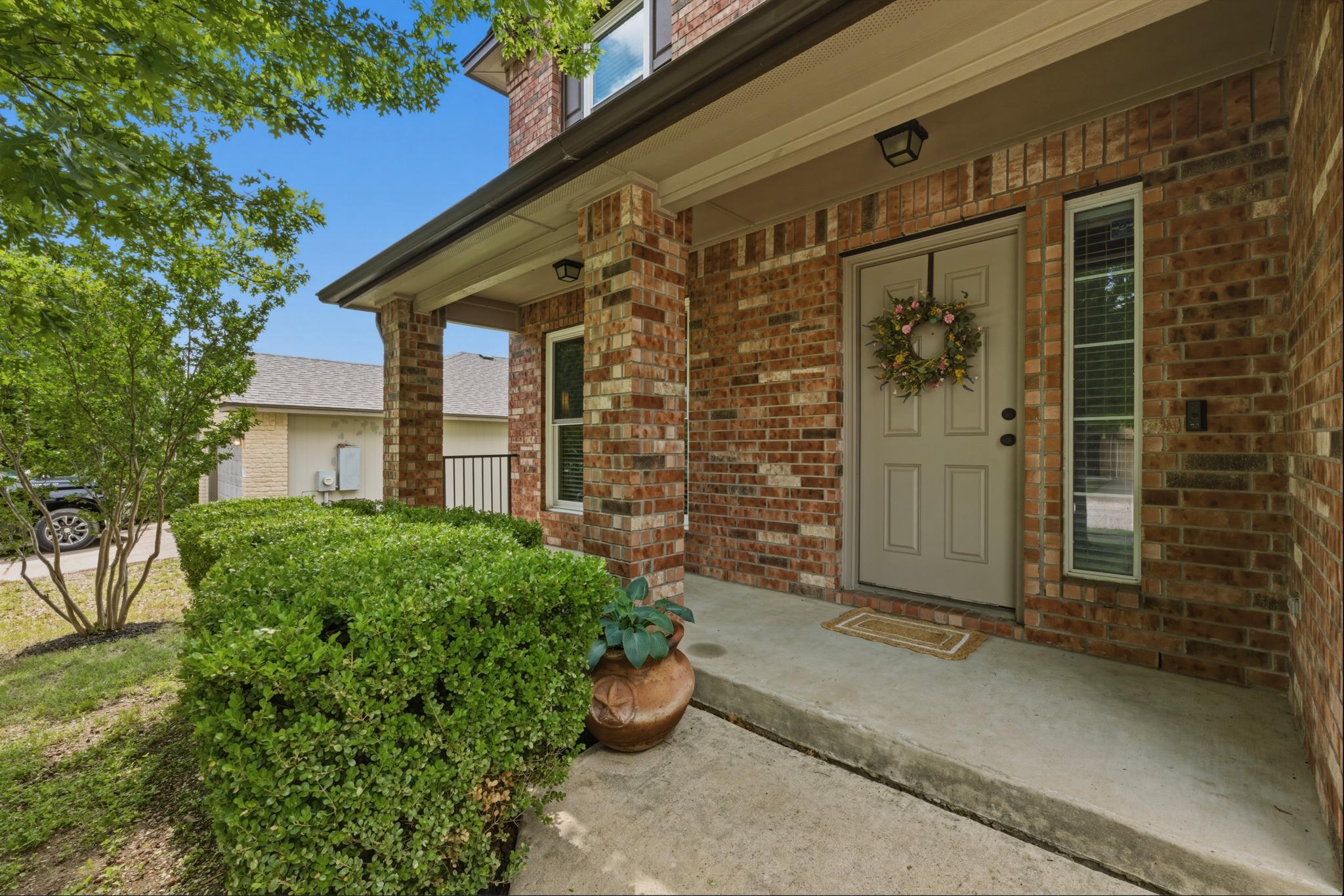 605 Holbrooke St, Hutto, TX 78634