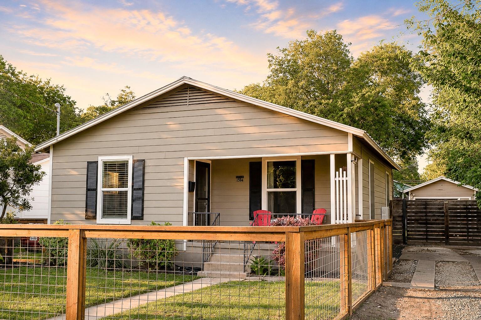 1504 Ullrich Ave, Austin, TX 78756