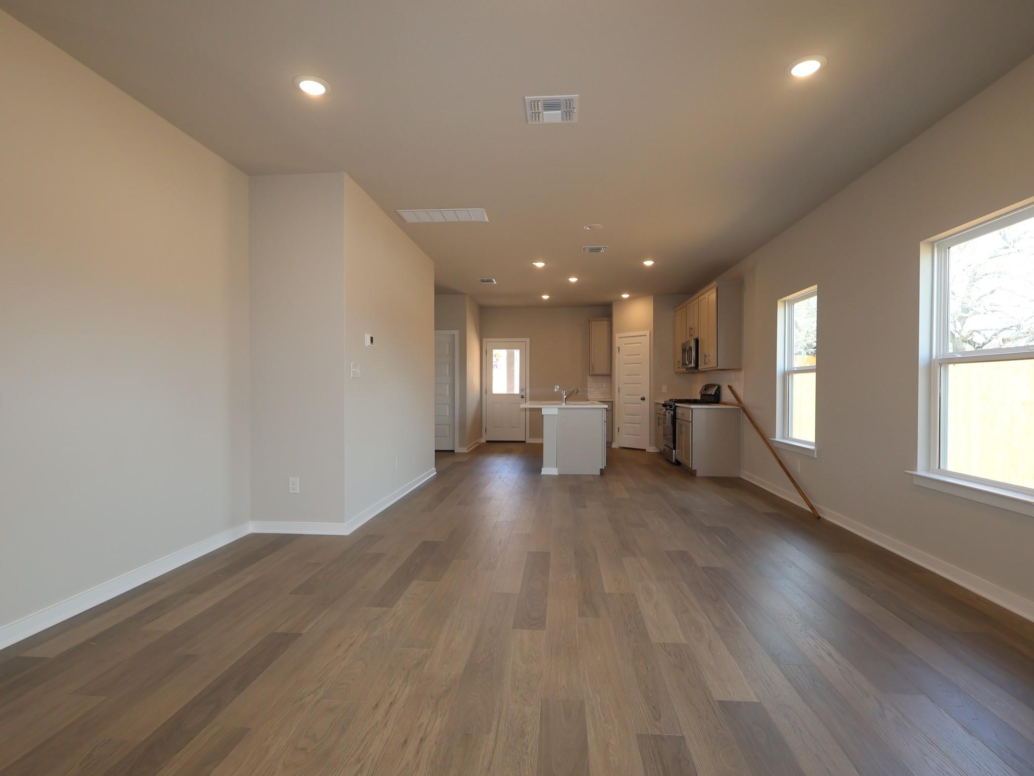 140 Heritage Forest Pkwy, Dripping Springs, TX 78620