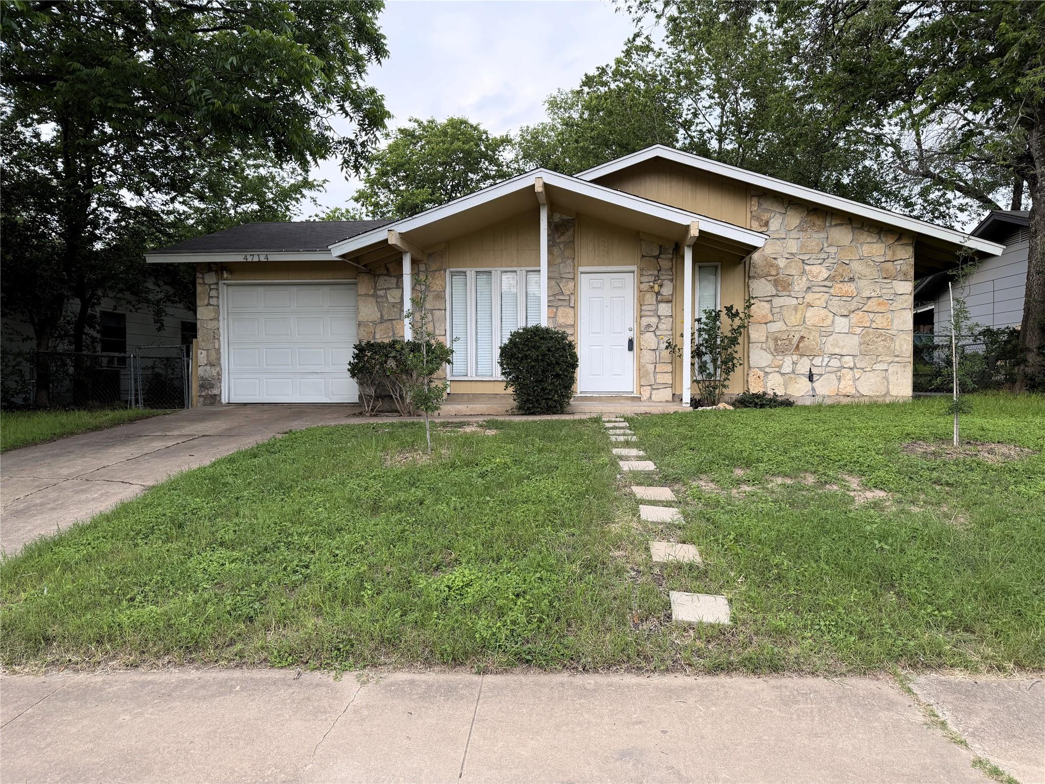 4714 Creek Bend Dr, Austin, TX 78744