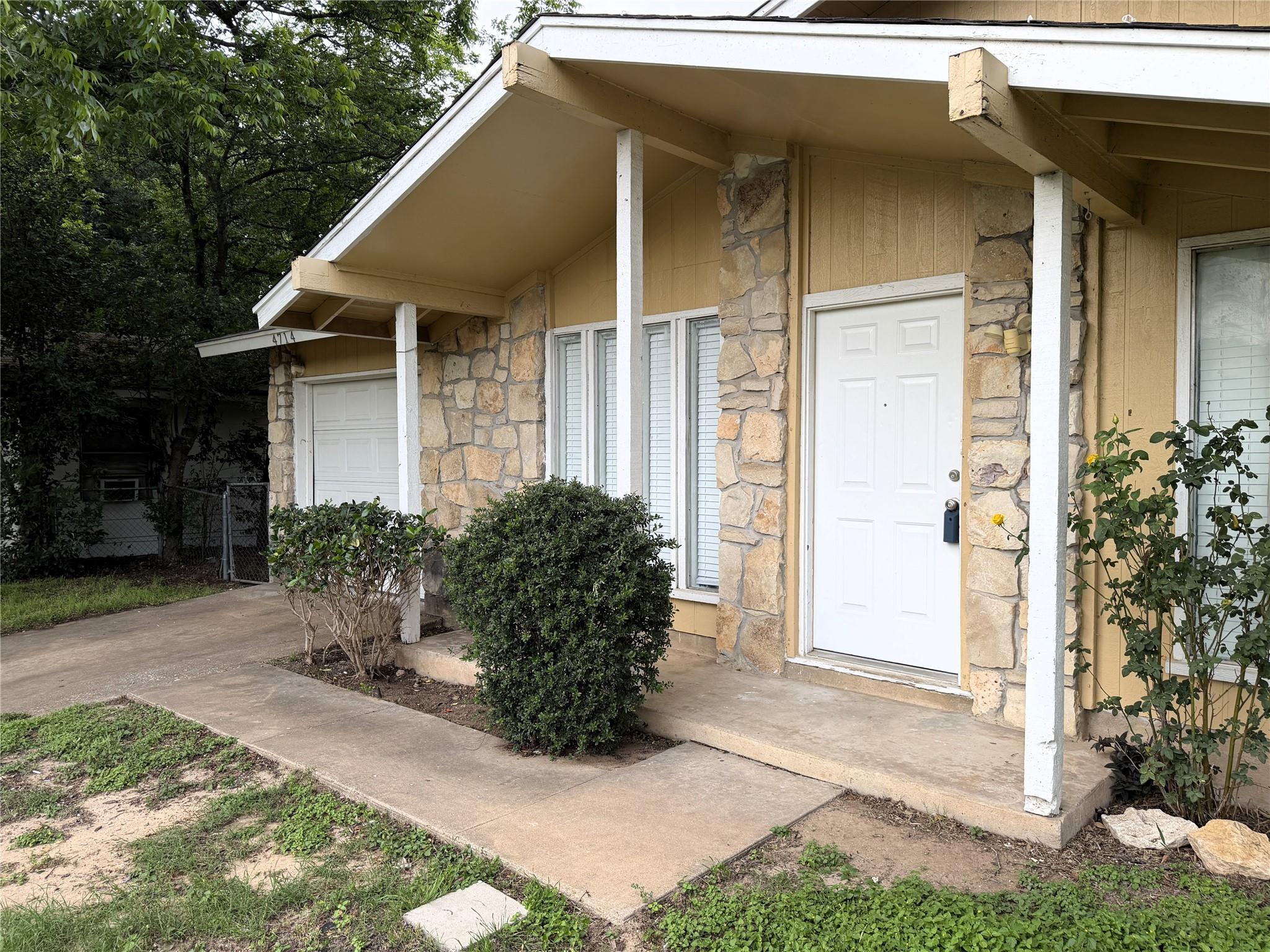4714 Creek Bend Dr, Austin, TX 78744