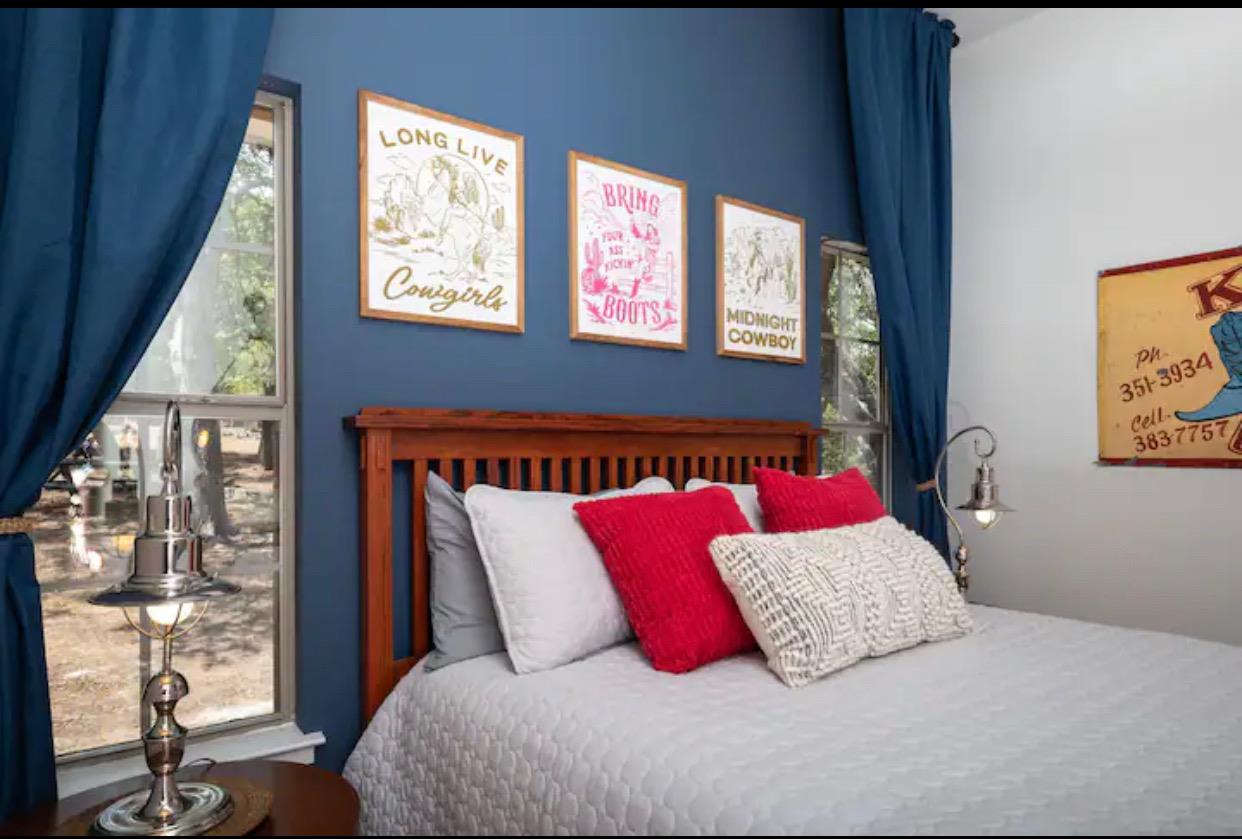 506 Beauchamp Rd, Dripping Springs, TX 78620