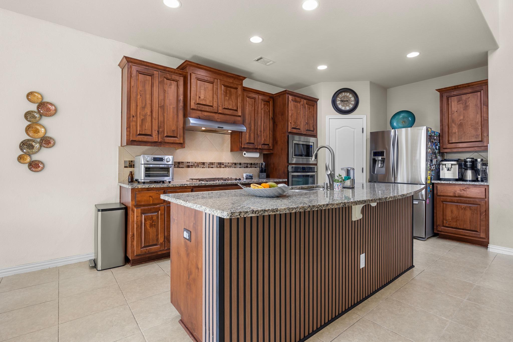 1955 Kempwood Loop, Round Rock, TX 78665