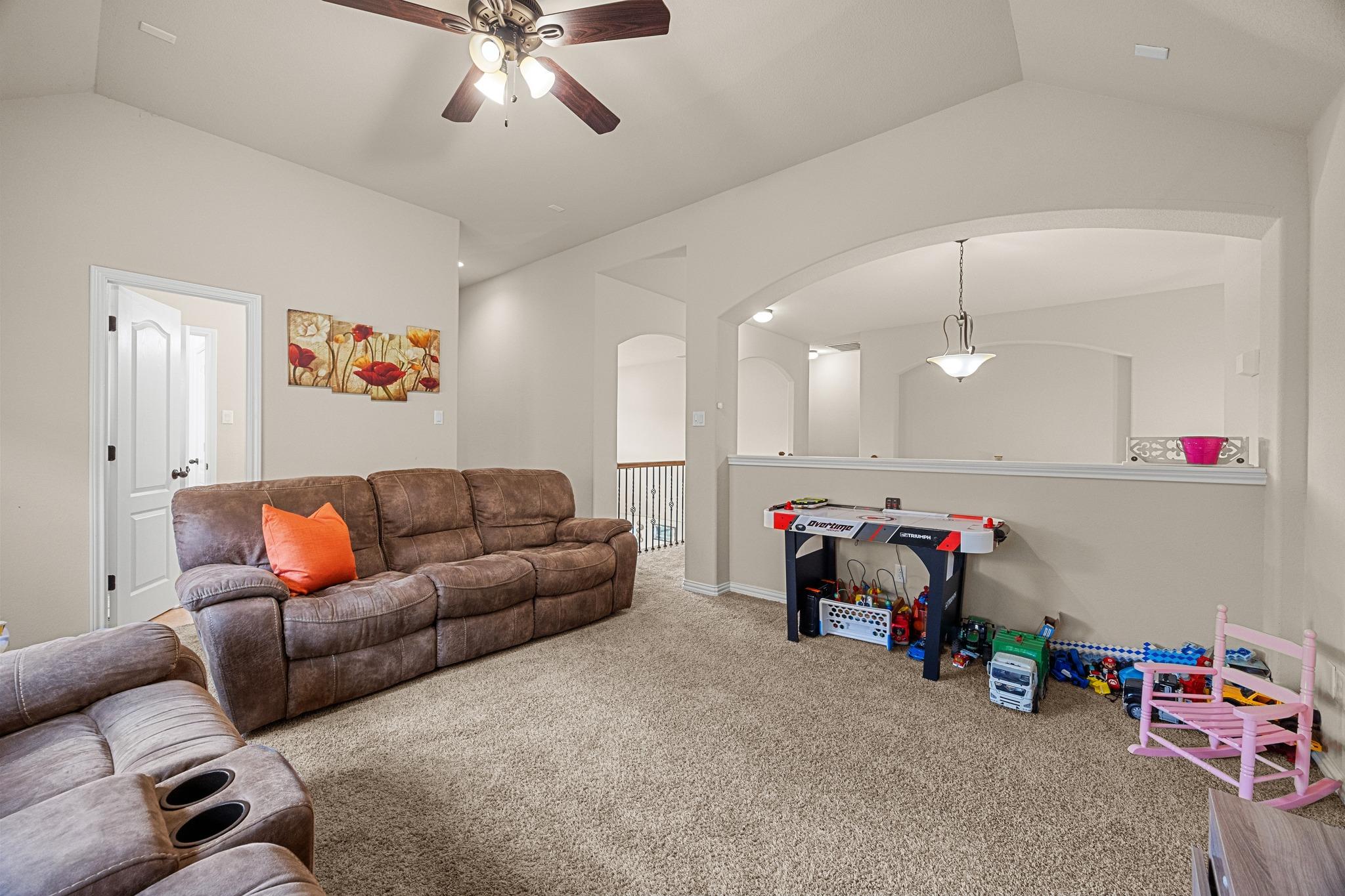 1955 Kempwood Loop, Round Rock, TX 78665