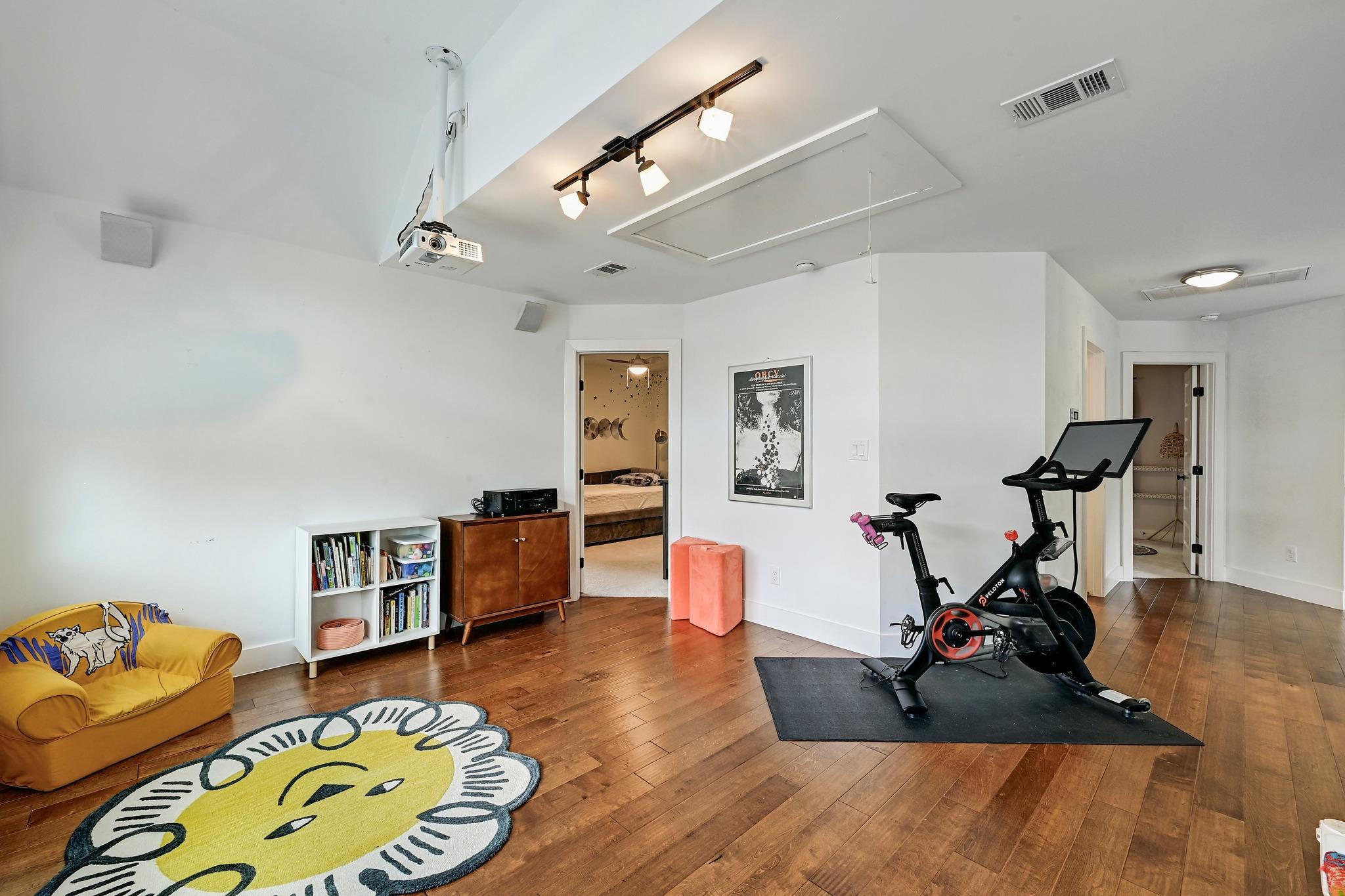 1002 Linden St, Austin, TX 78702