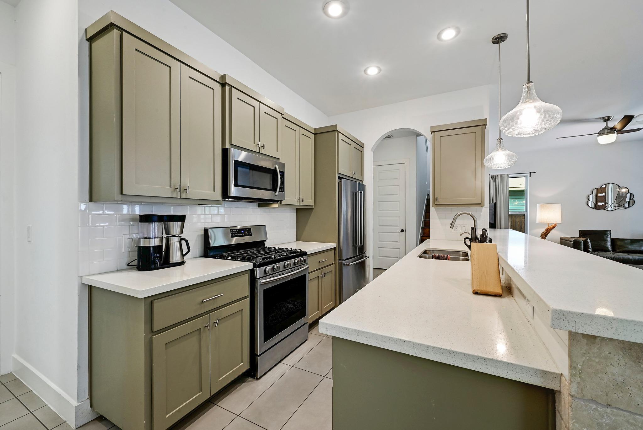 1002 Linden St, Austin, TX 78702