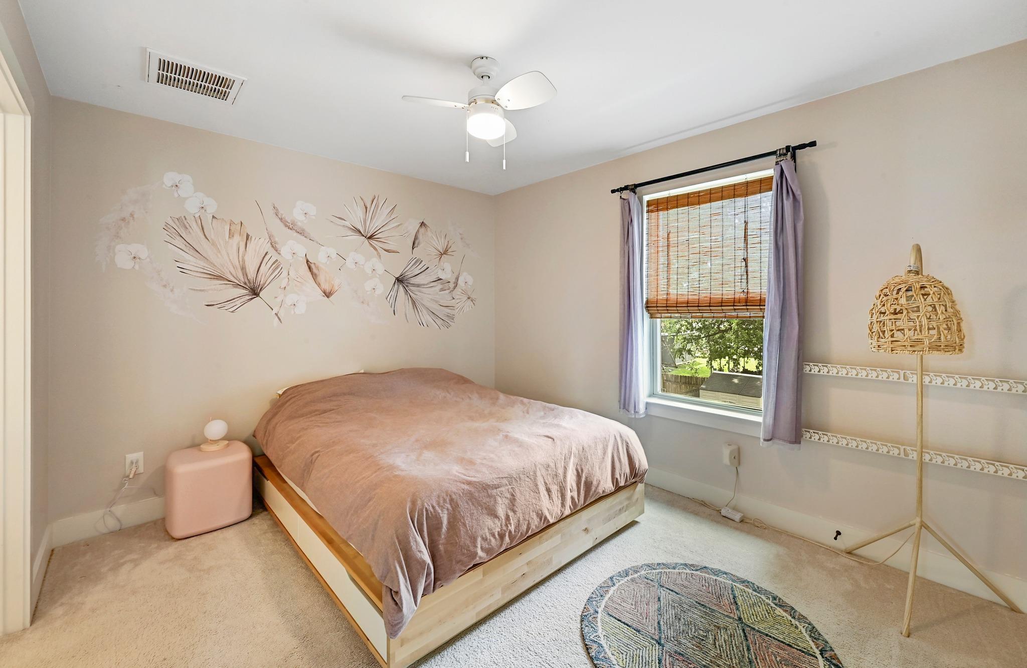 1002 Linden St, Austin, TX 78702