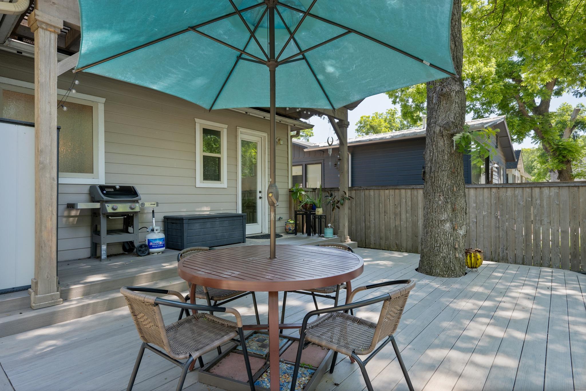 1002 Linden St, Austin, TX 78702