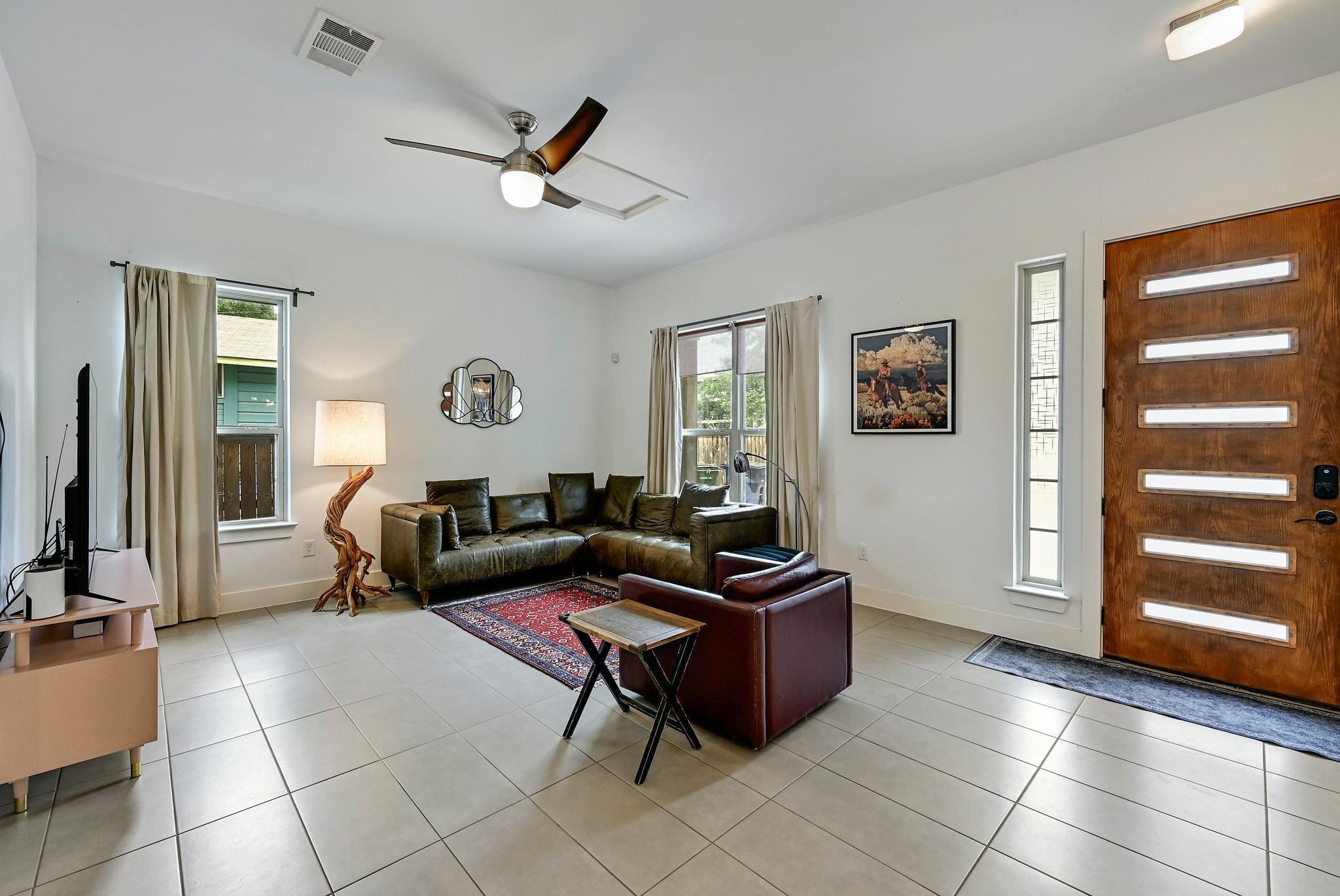 1002 Linden St, Austin, TX 78702