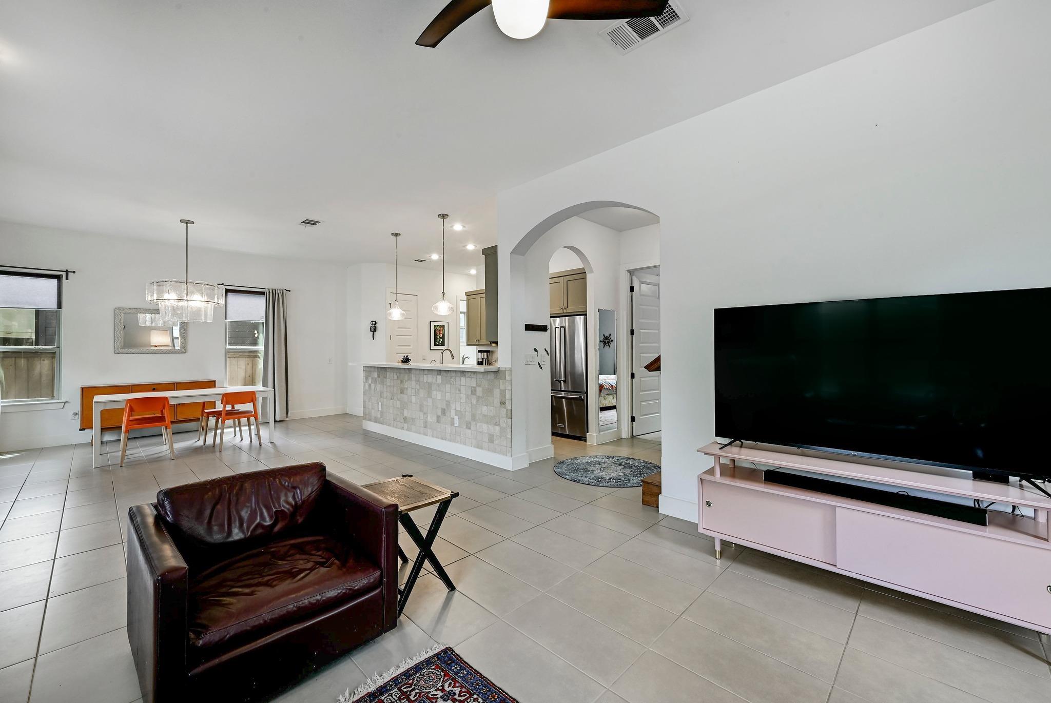 1002 Linden St, Austin, TX 78702