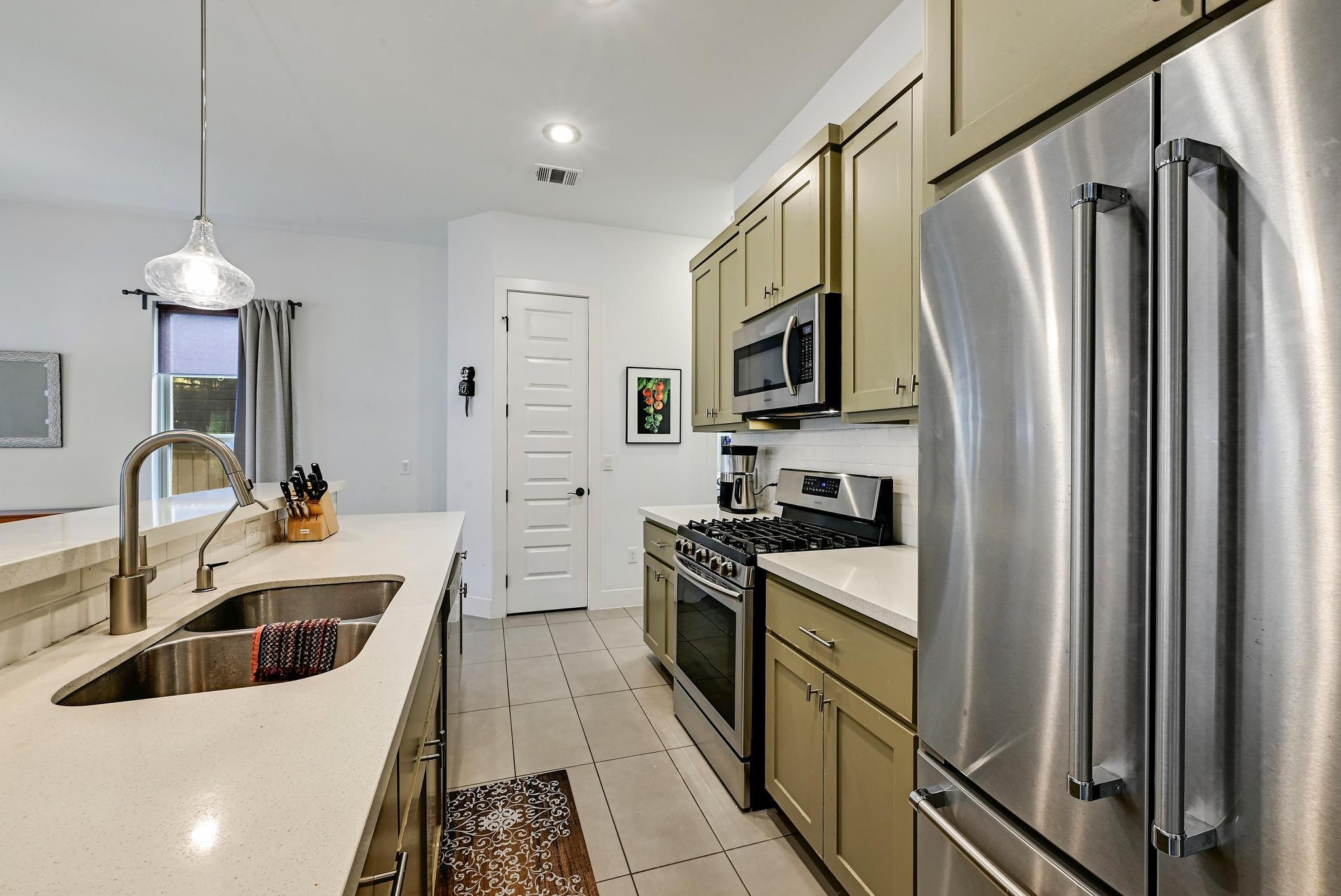 1002 Linden St, Austin, TX 78702