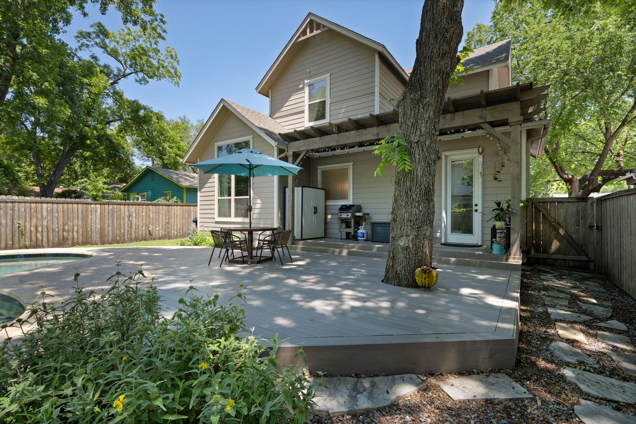 1002 Linden St, Austin, TX 78702