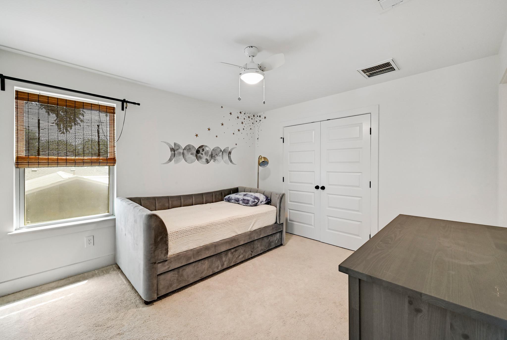 1002 Linden St, Austin, TX 78702