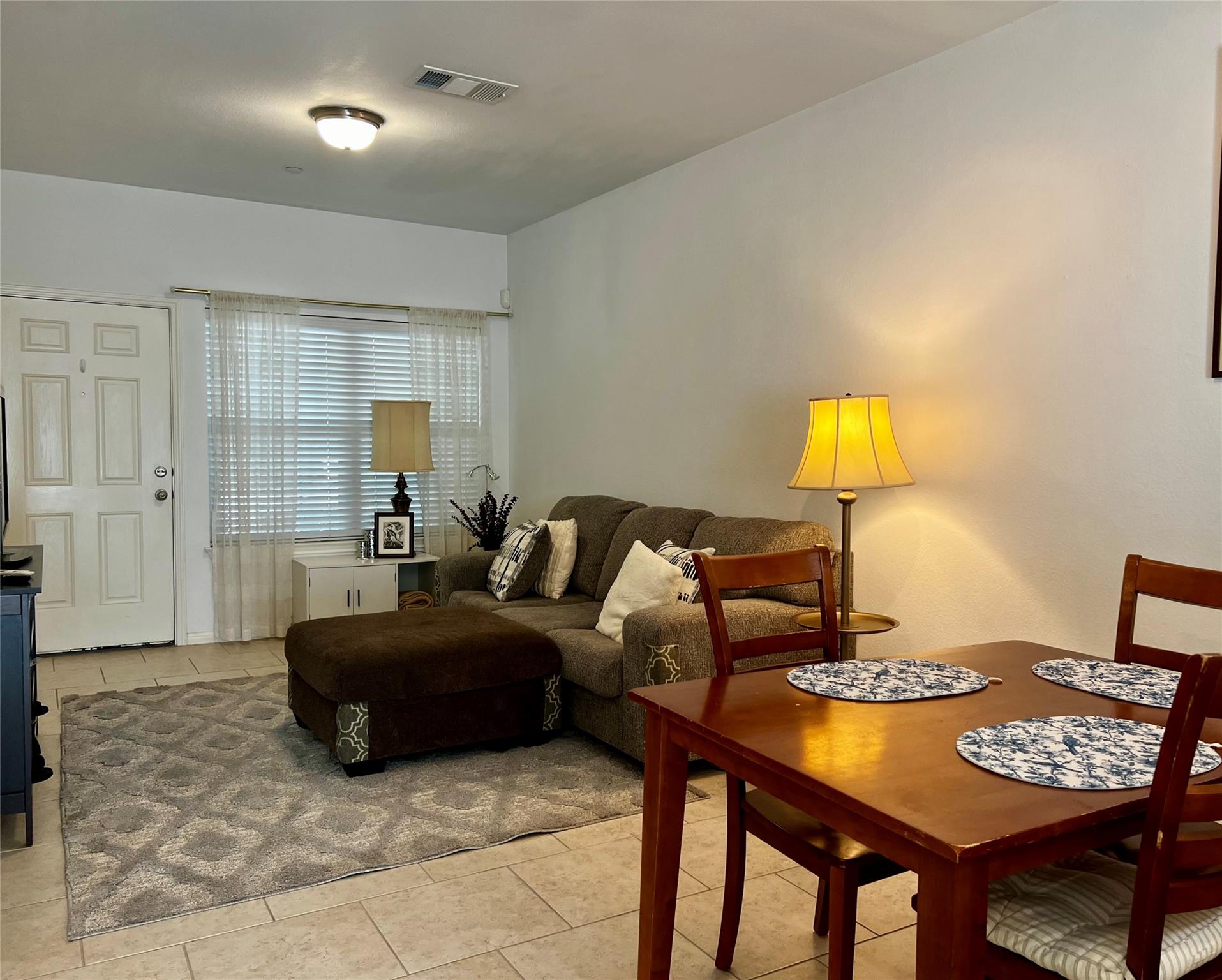 1900 Little Elm Trl # 3, Cedar Park, TX 78613