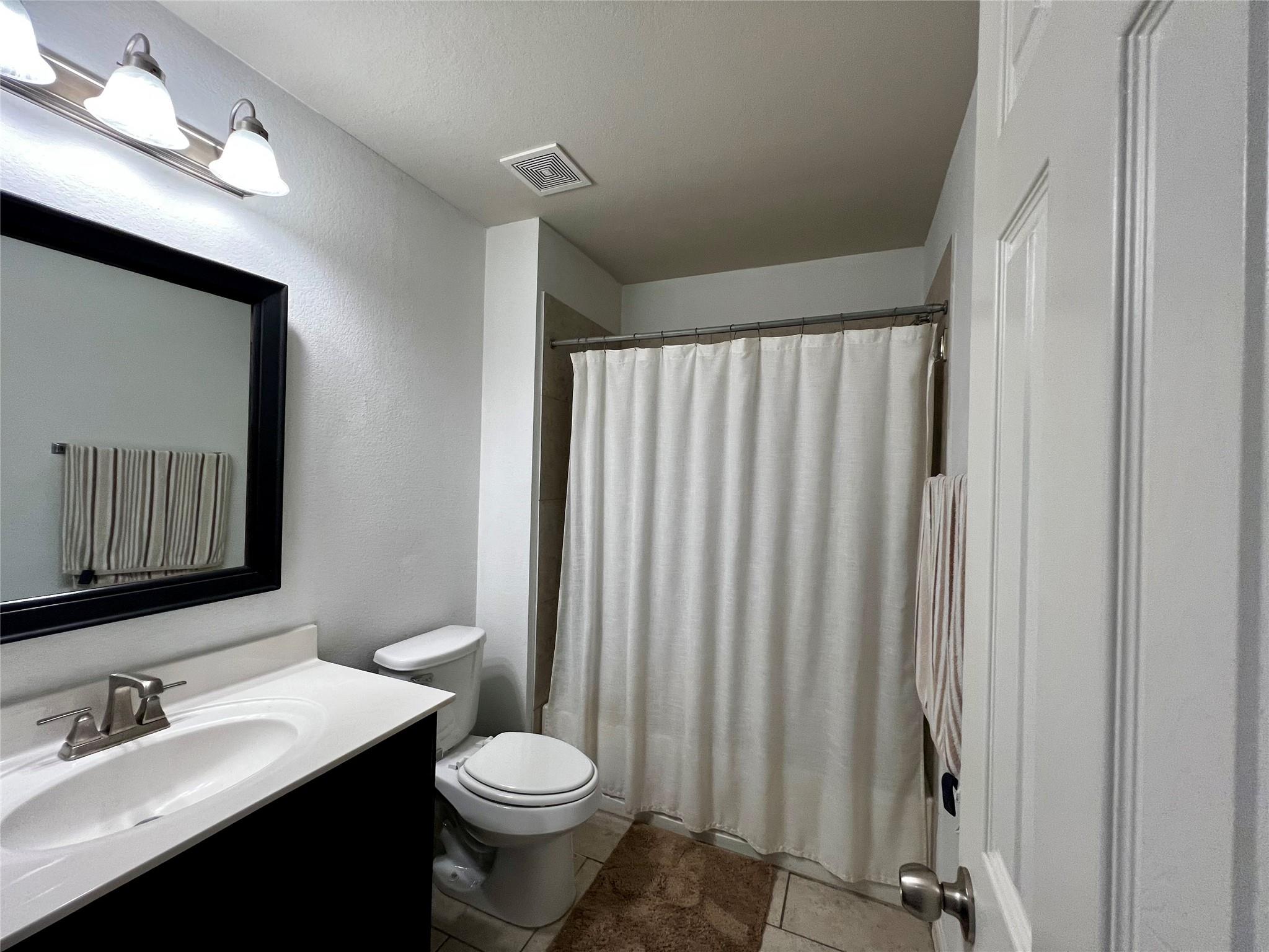 1900 Little Elm Trl # 3, Cedar Park, TX 78613