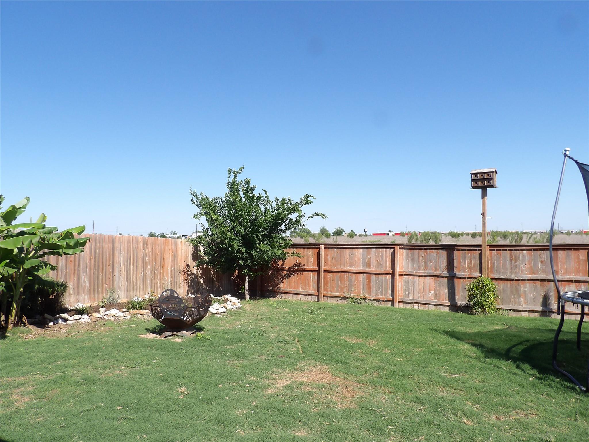 930 Pumpkin Rdg, New Braunfels, TX 78130