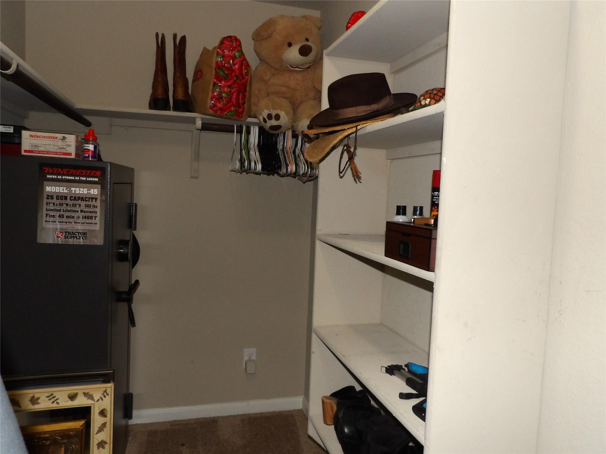930 Pumpkin Rdg, New Braunfels, TX 78130