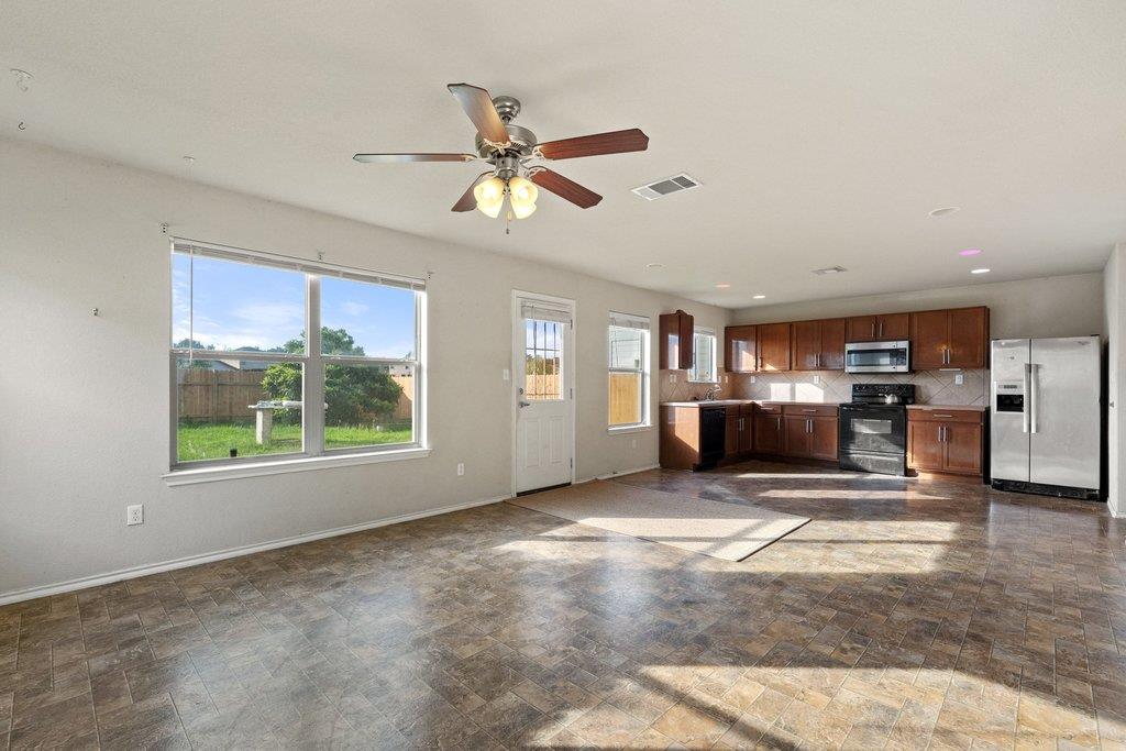 12828 Snow Ln, Manor, TX 78653