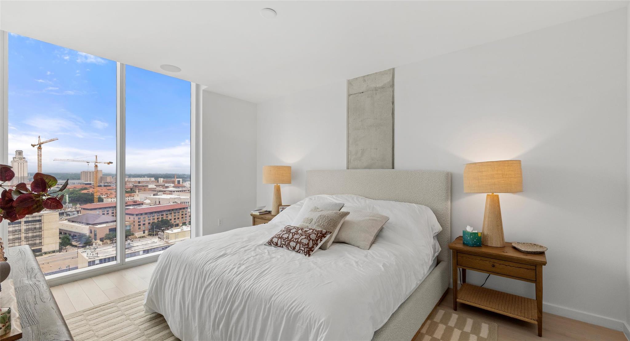 313 W 17th St # 1804, Austin, TX 78701