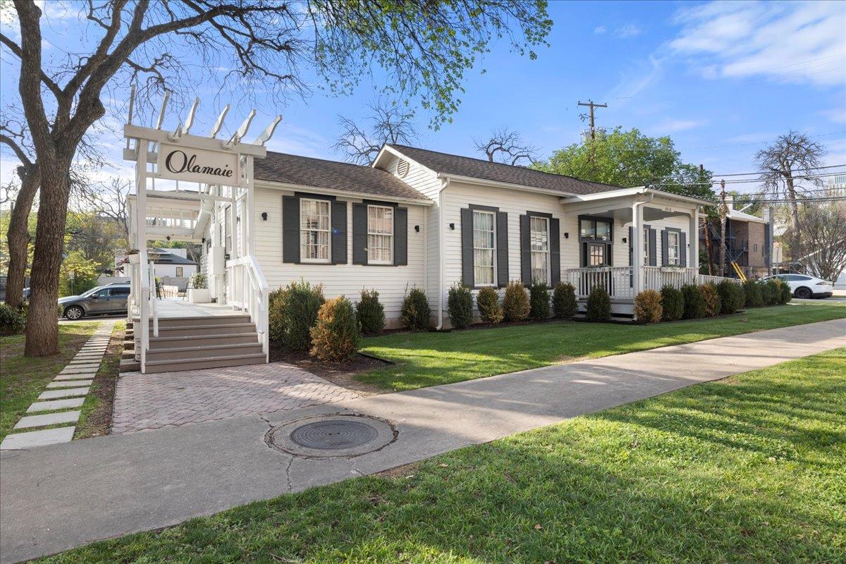313 W 17th St # 1804, Austin, TX 78701