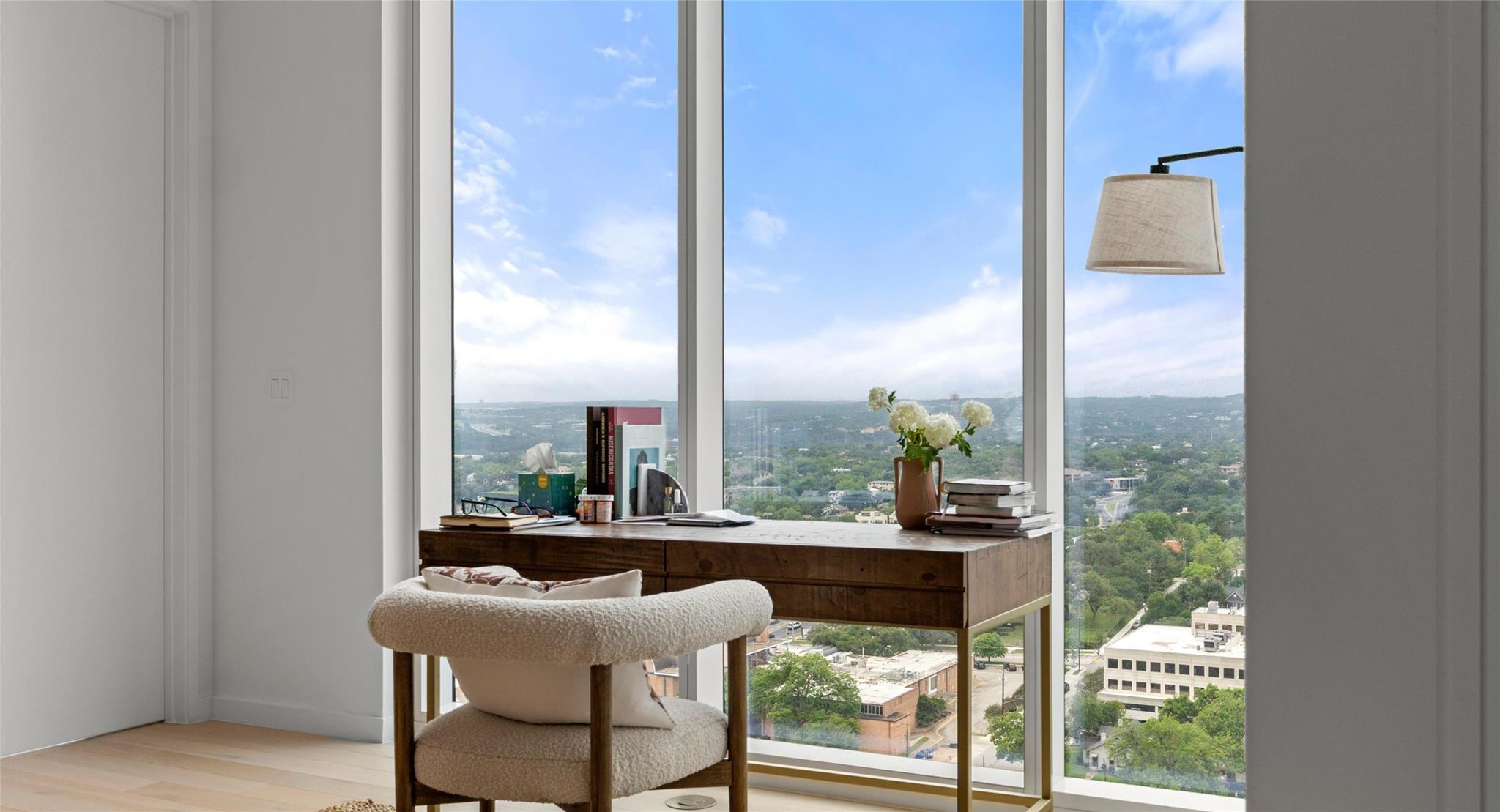313 W 17th St # 1804, Austin, TX 78701