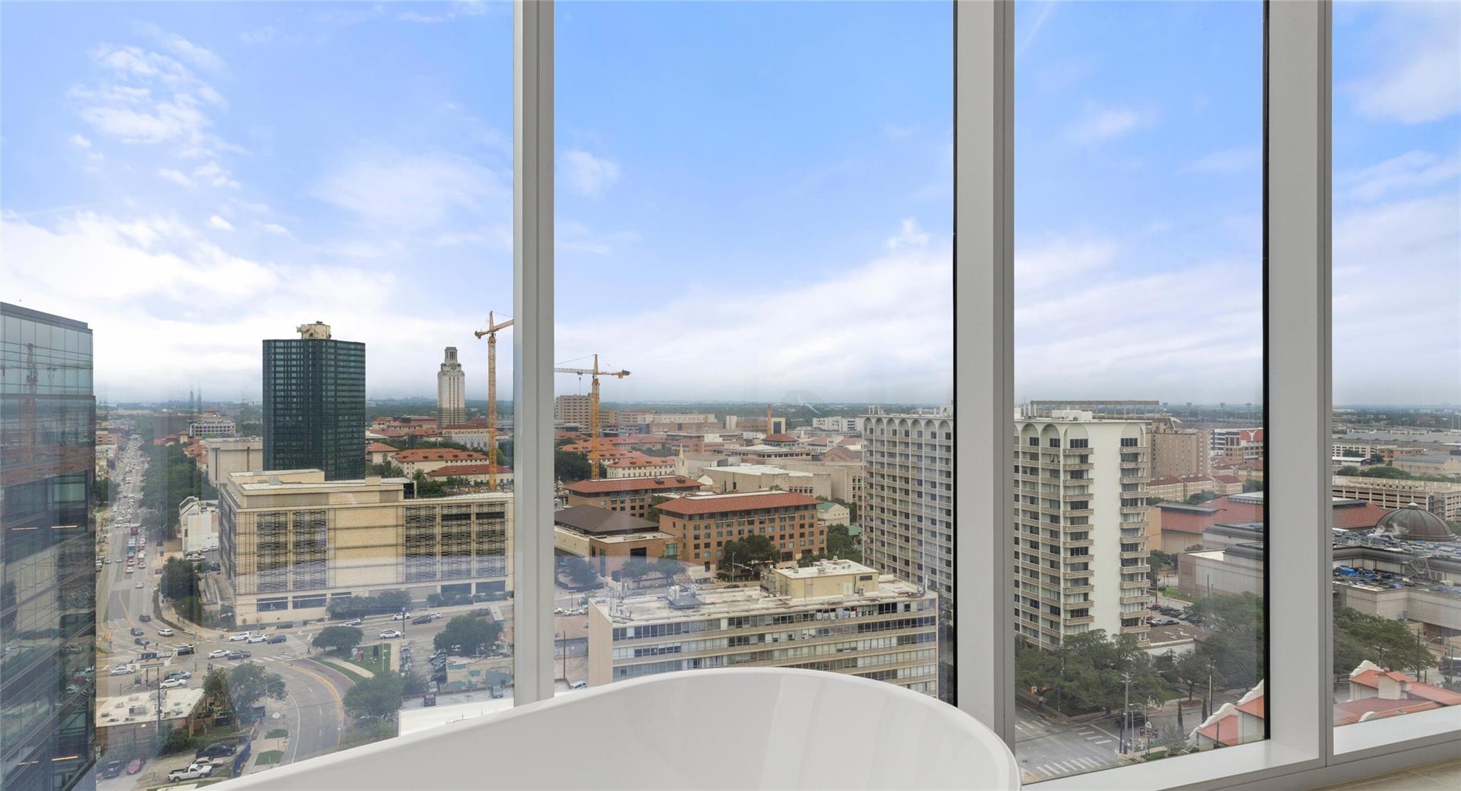 313 W 17th St # 1804, Austin, TX 78701
