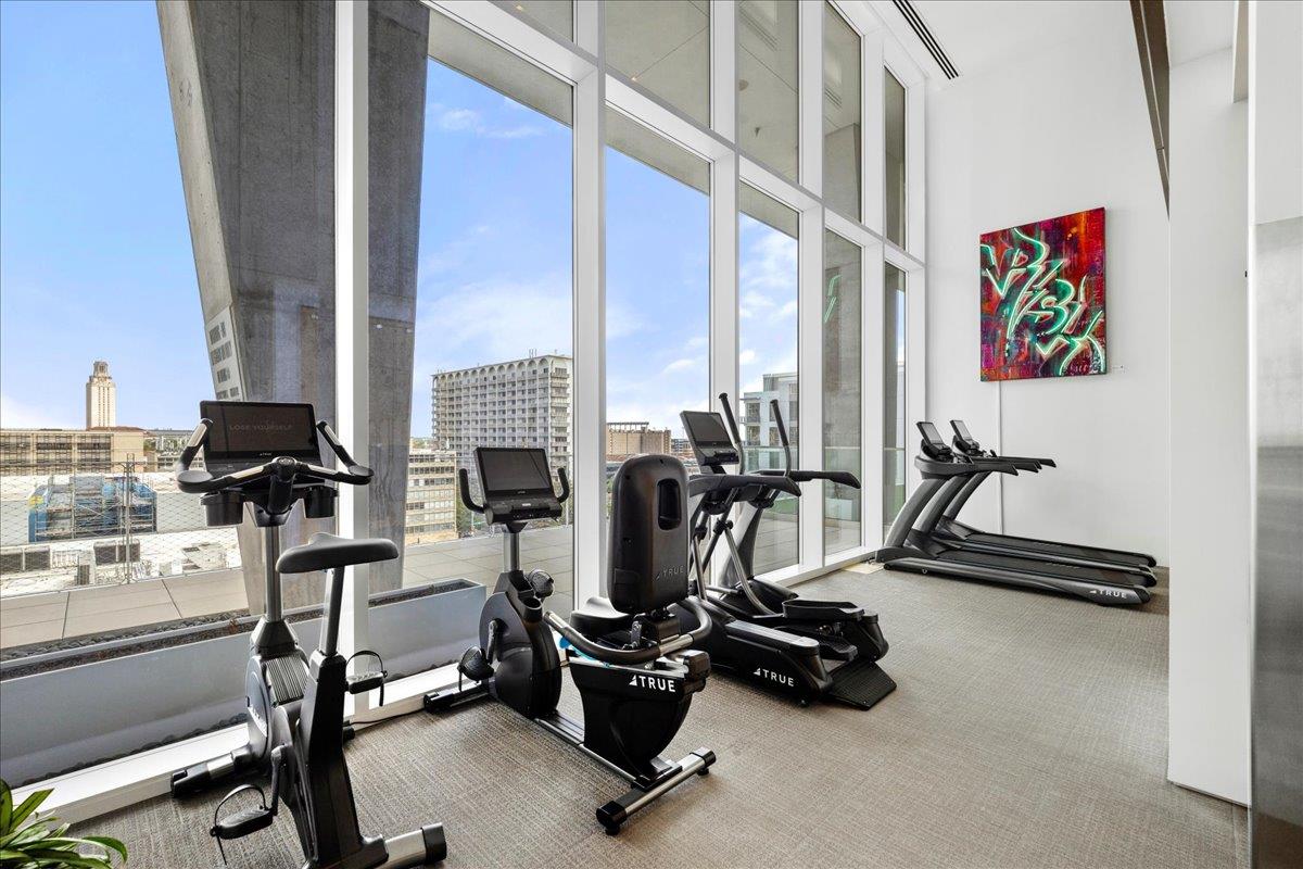 313 W 17th St # 1804, Austin, TX 78701