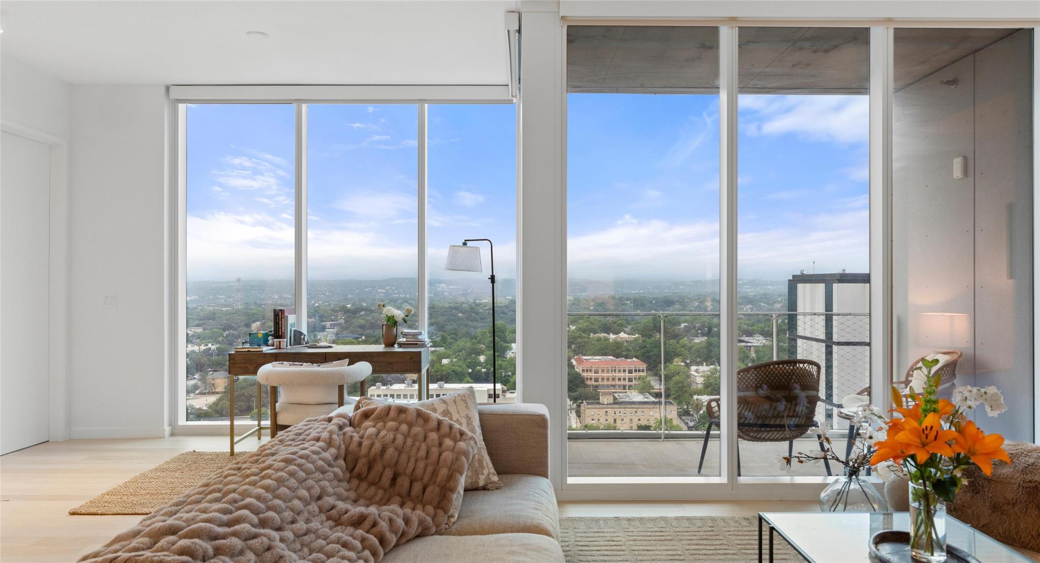 313 W 17th St # 1804, Austin, TX 78701