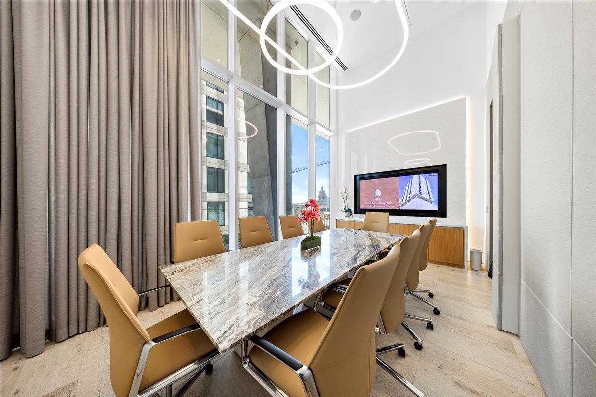 313 W 17th St # 1804, Austin, TX 78701