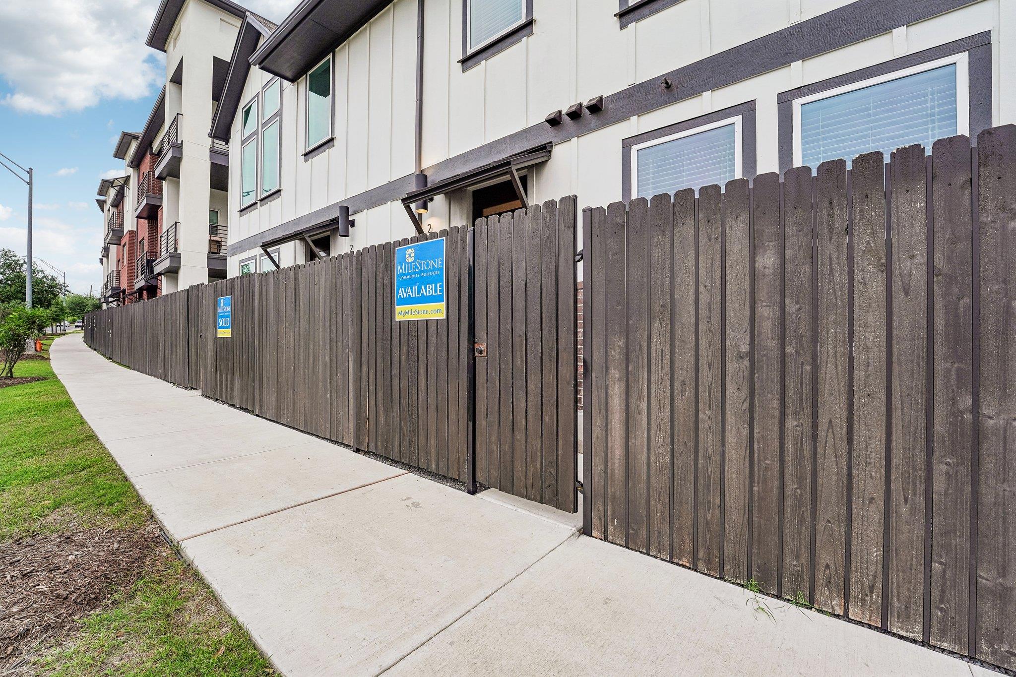 200 W 56th St # 2103, Austin, TX 78751